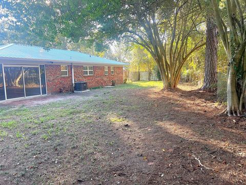 A home in Laurel Hill