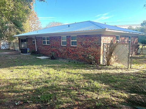 A home in Laurel Hill