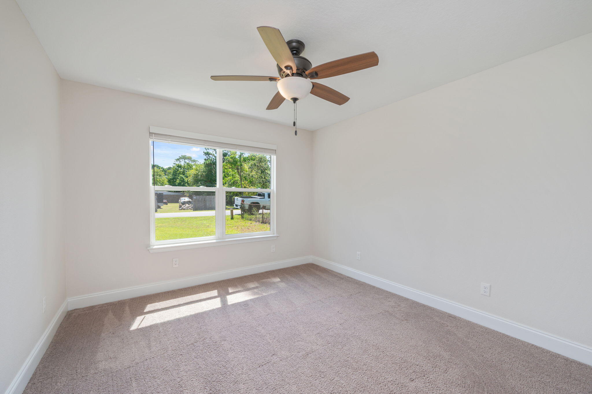 CRESCENT SHORES - Residential