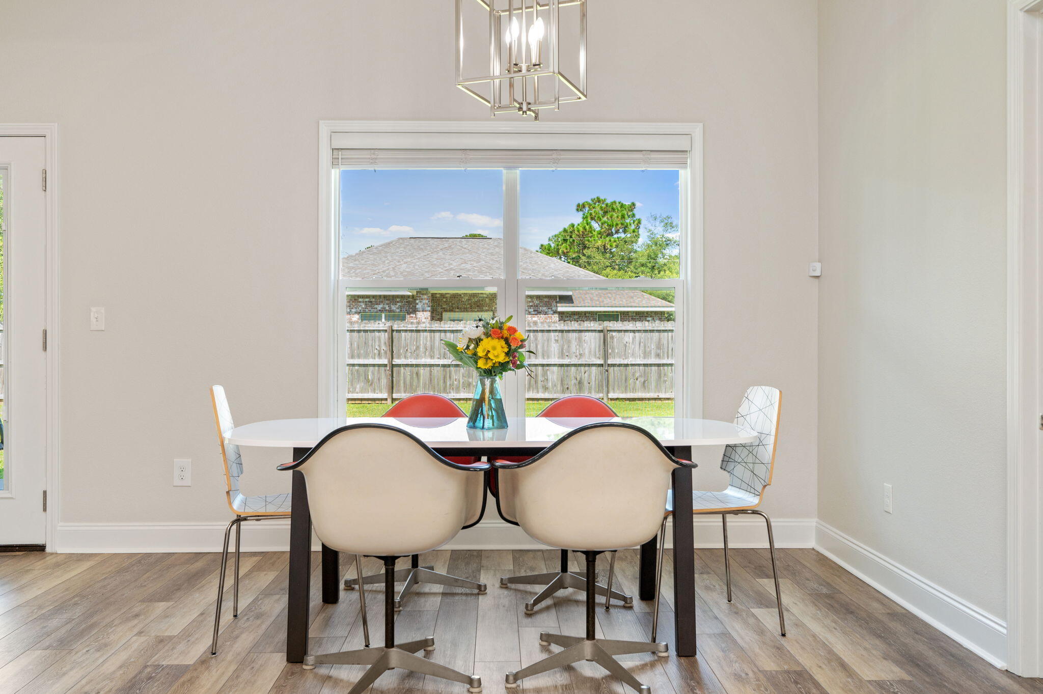CRESCENT SHORES - Residential