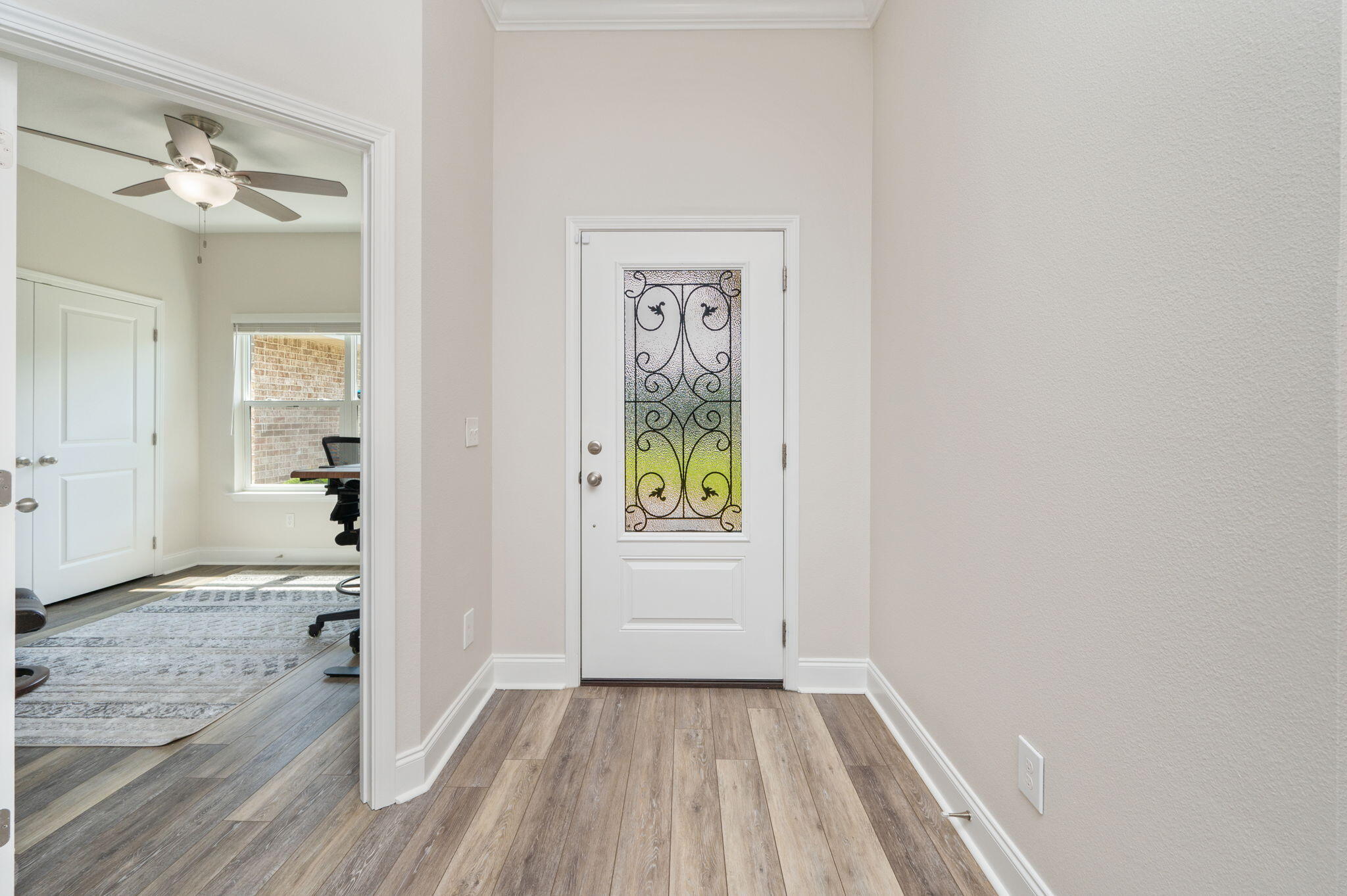 CRESCENT SHORES - Residential