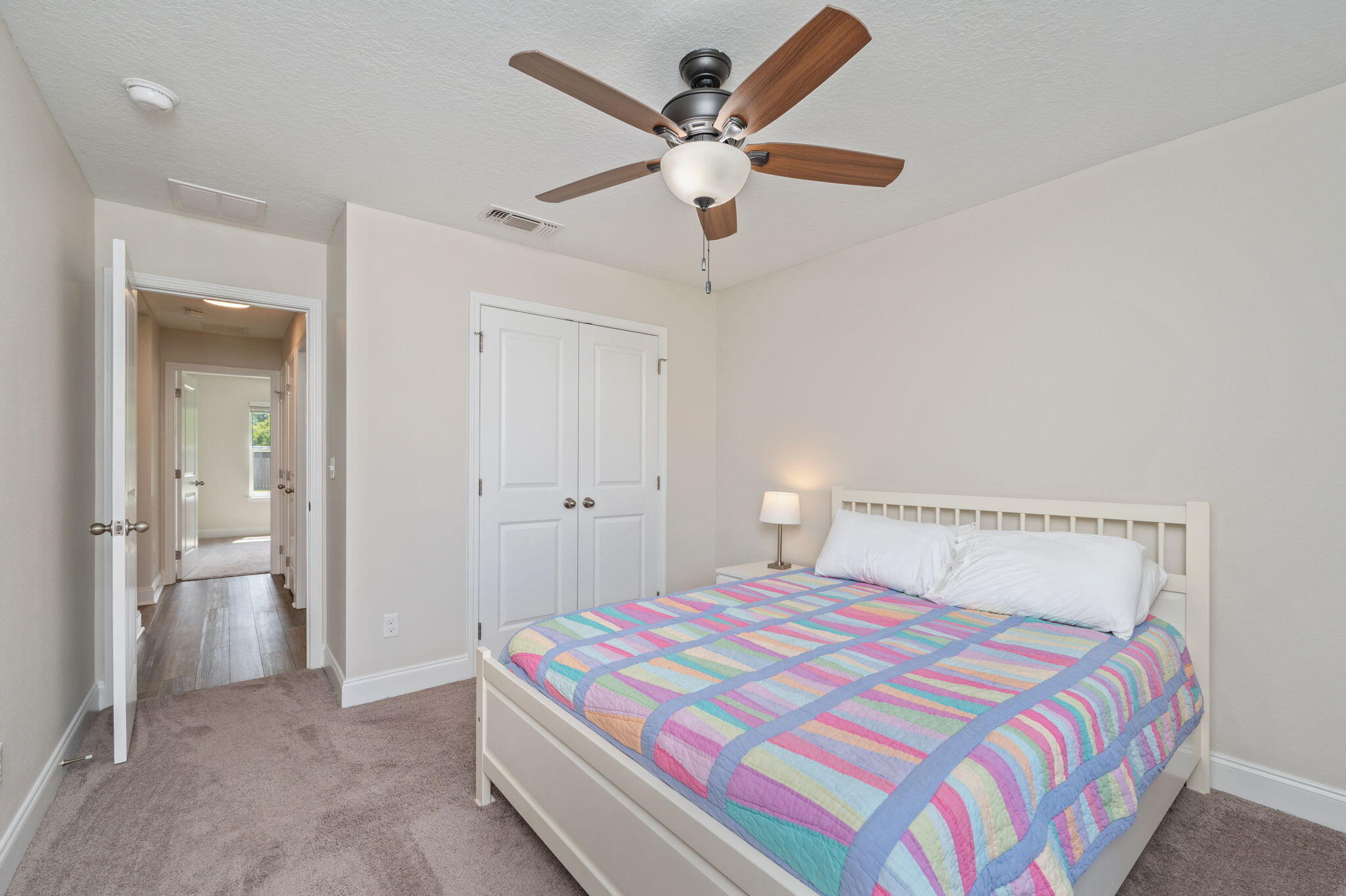 CRESCENT SHORES - Residential