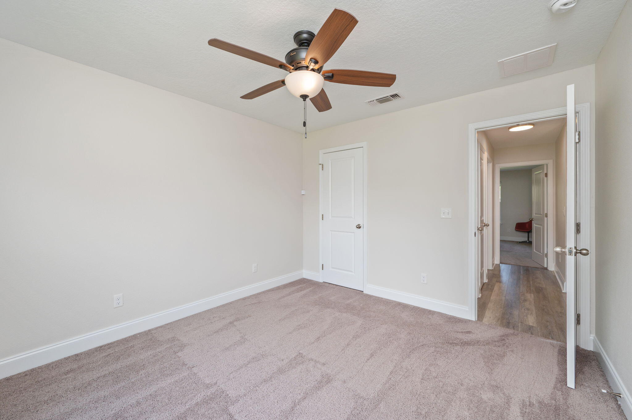 CRESCENT SHORES - Residential
