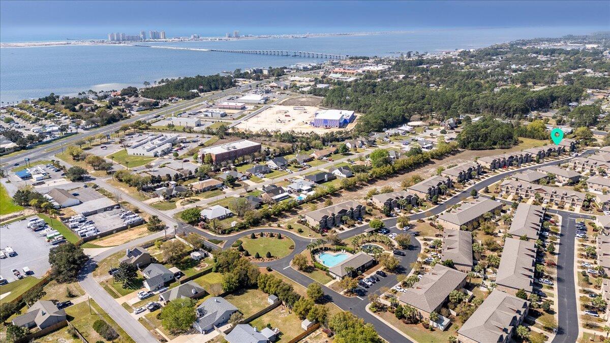 RESERVE POINTE - Residential