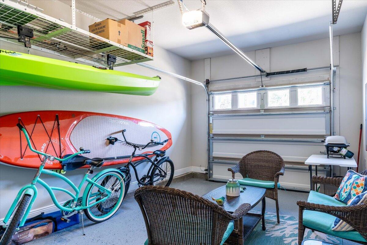 RESERVE POINTE - Residential