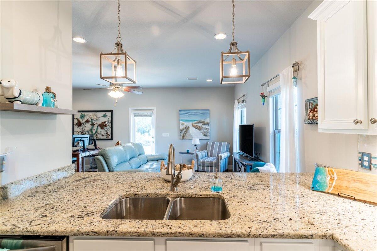 RESERVE POINTE - Residential