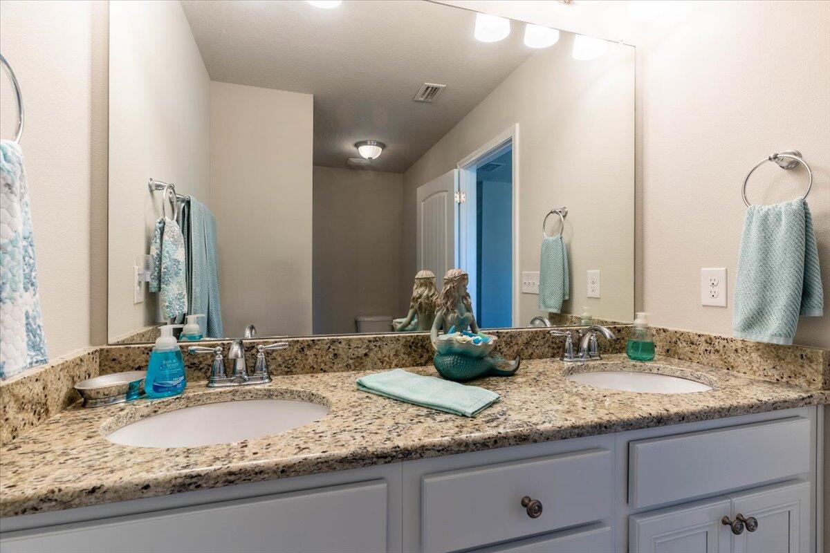 RESERVE POINTE - Residential