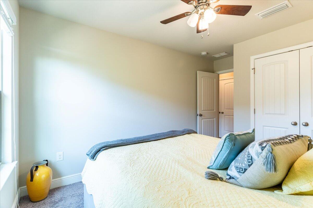 RESERVE POINTE - Residential