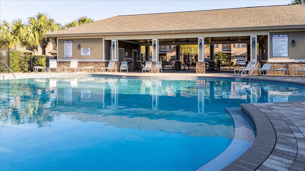 RESERVE POINTE - Residential