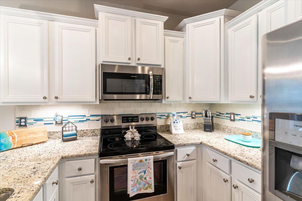 RESERVE POINTE - Residential