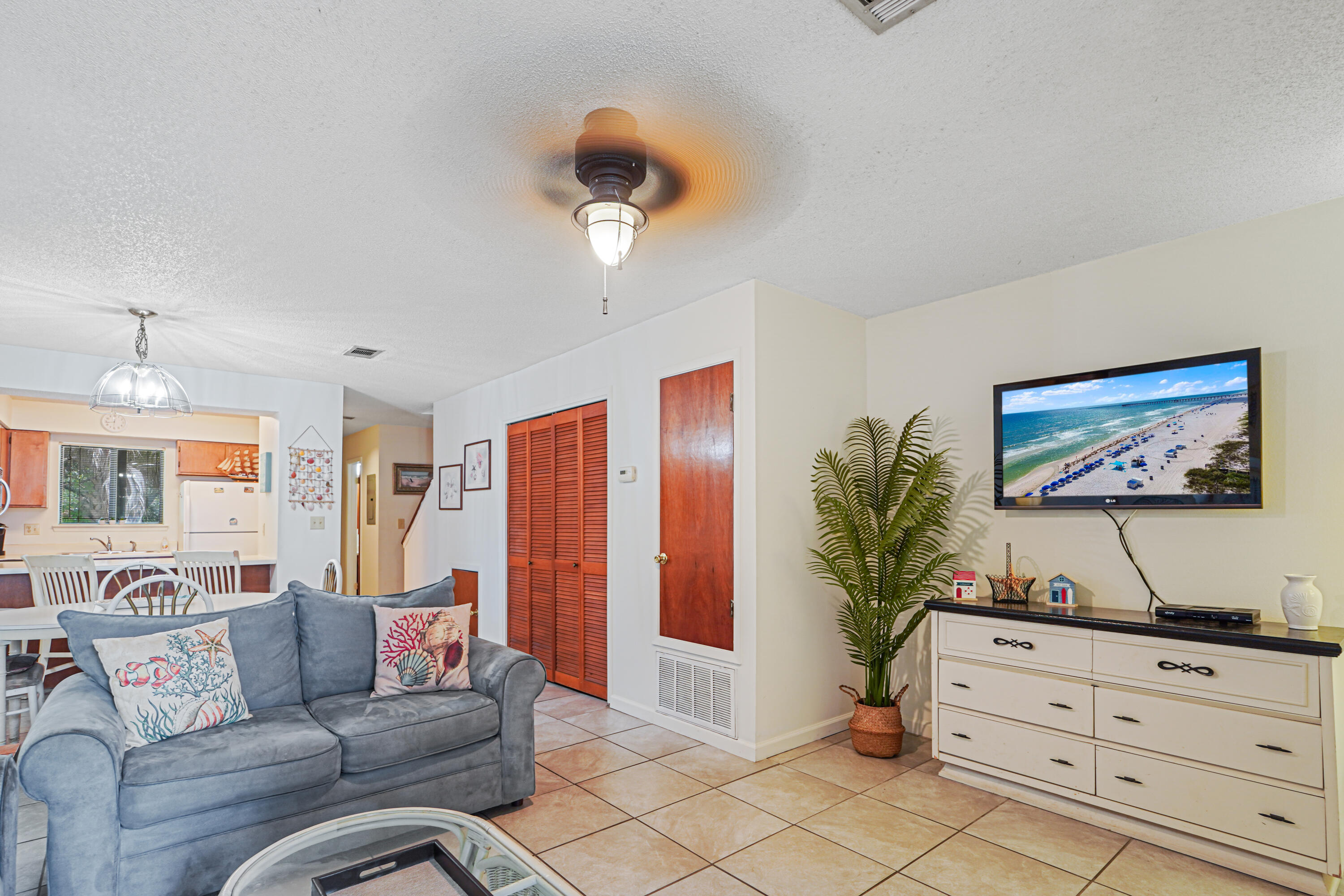 PORTSIDE CONDO - Residential