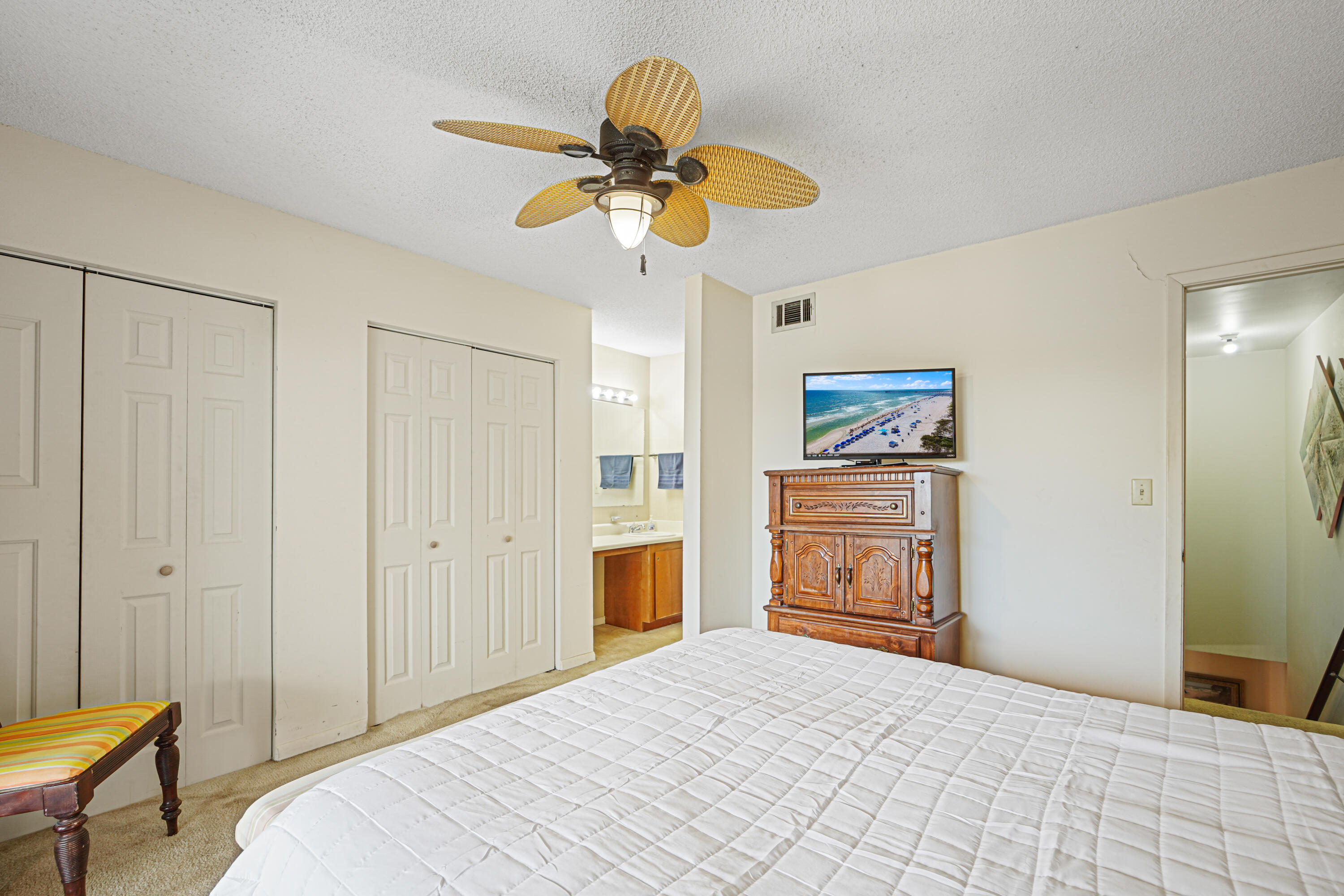 PORTSIDE CONDO - Residential