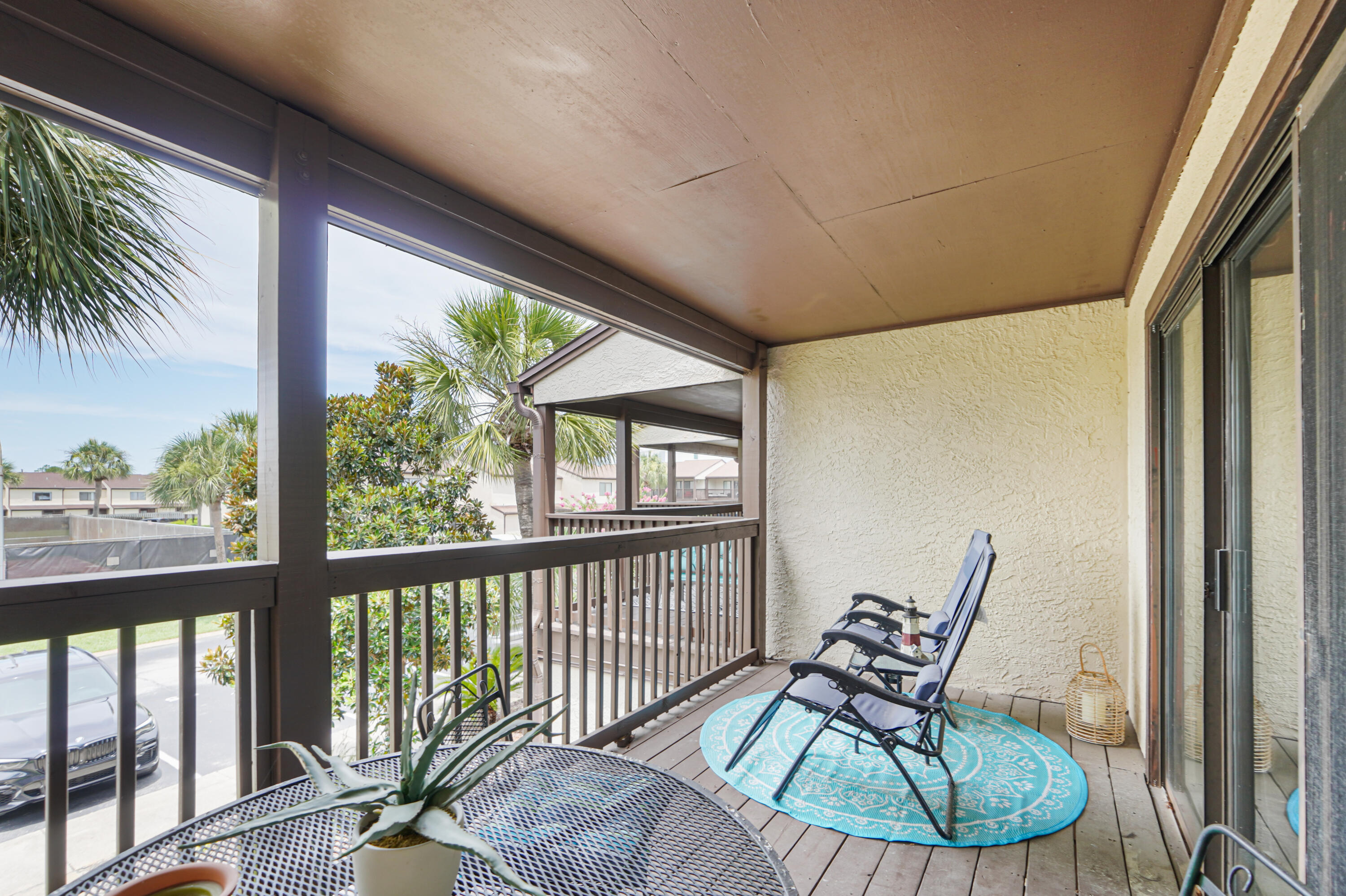 PORTSIDE CONDO - Residential