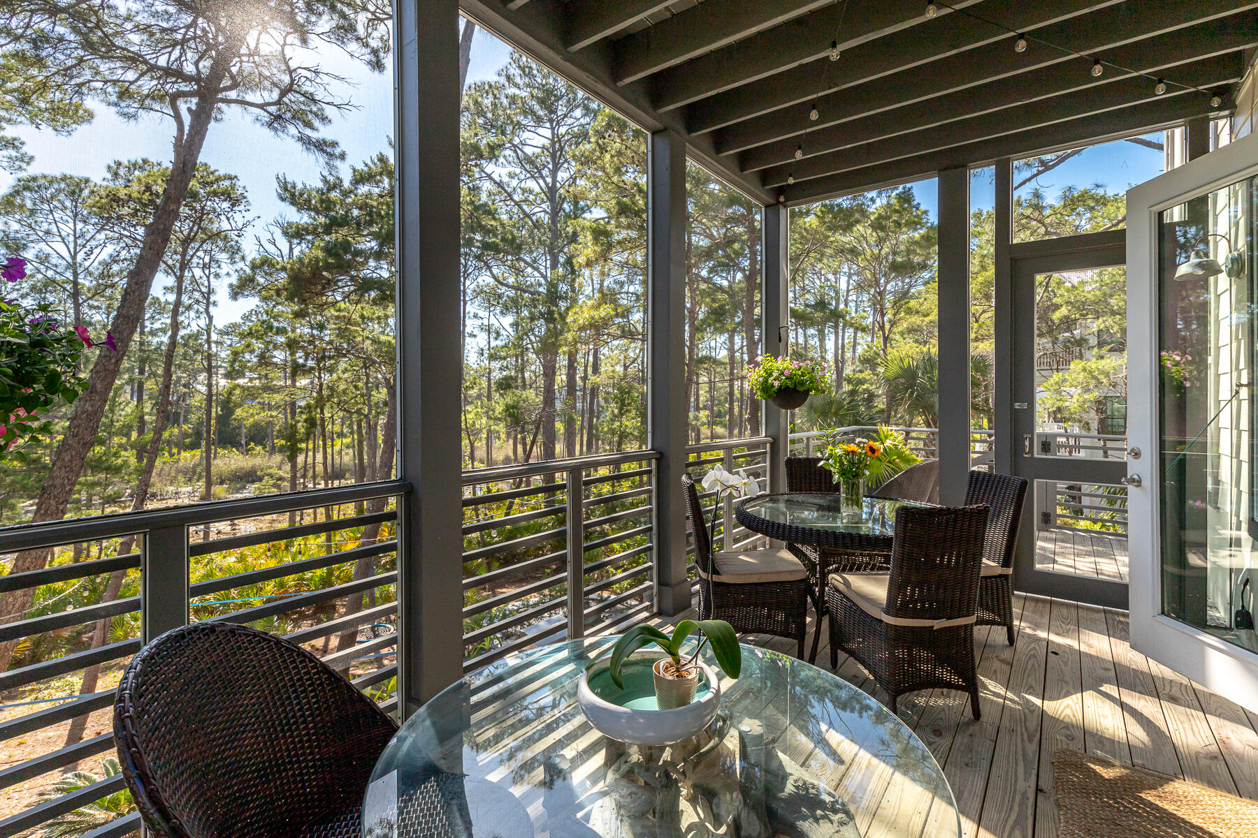 LAKESIDE AT BLUE MOUNTAIN BEACH - Residential