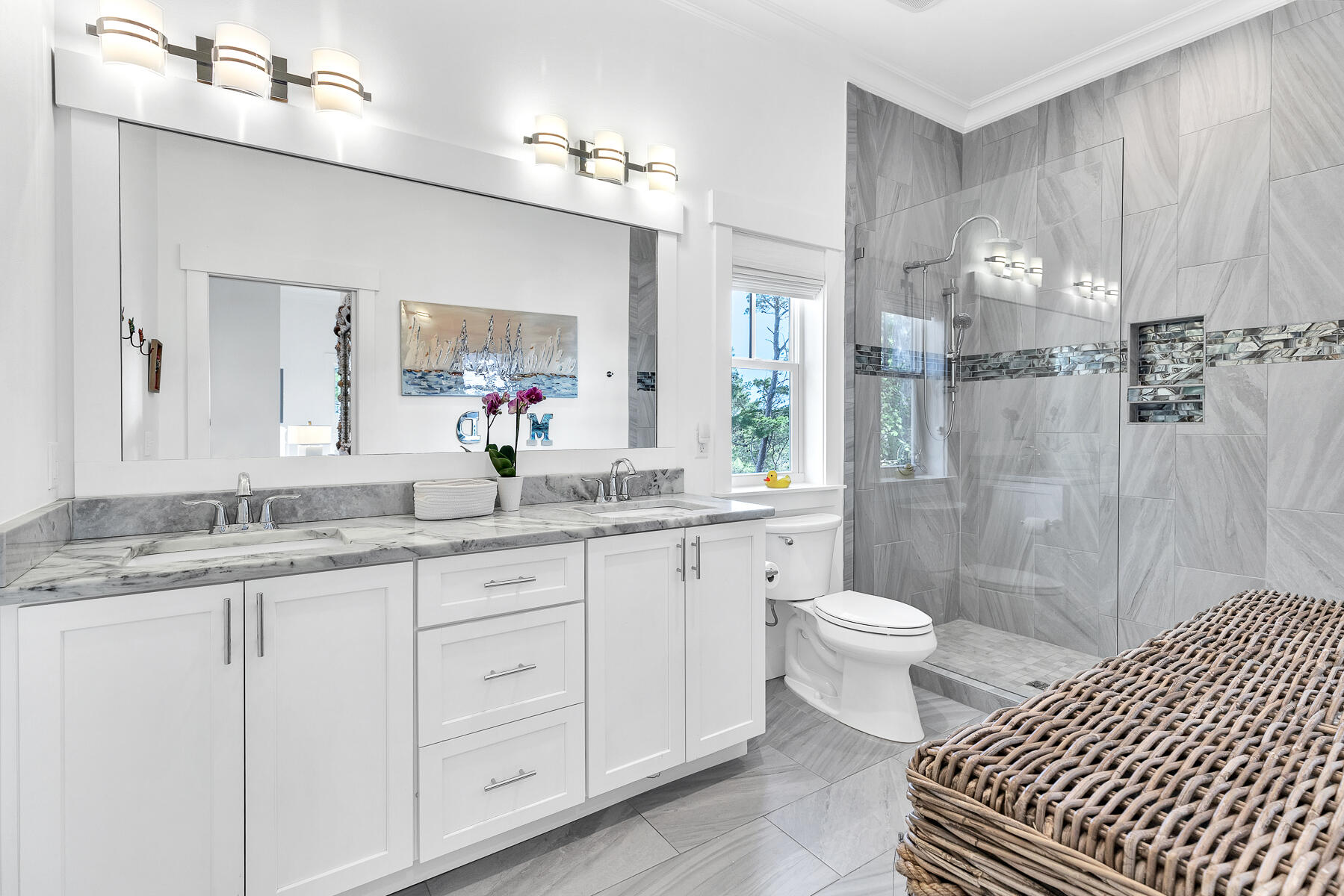 LAKESIDE AT BLUE MOUNTAIN BEACH - Residential
