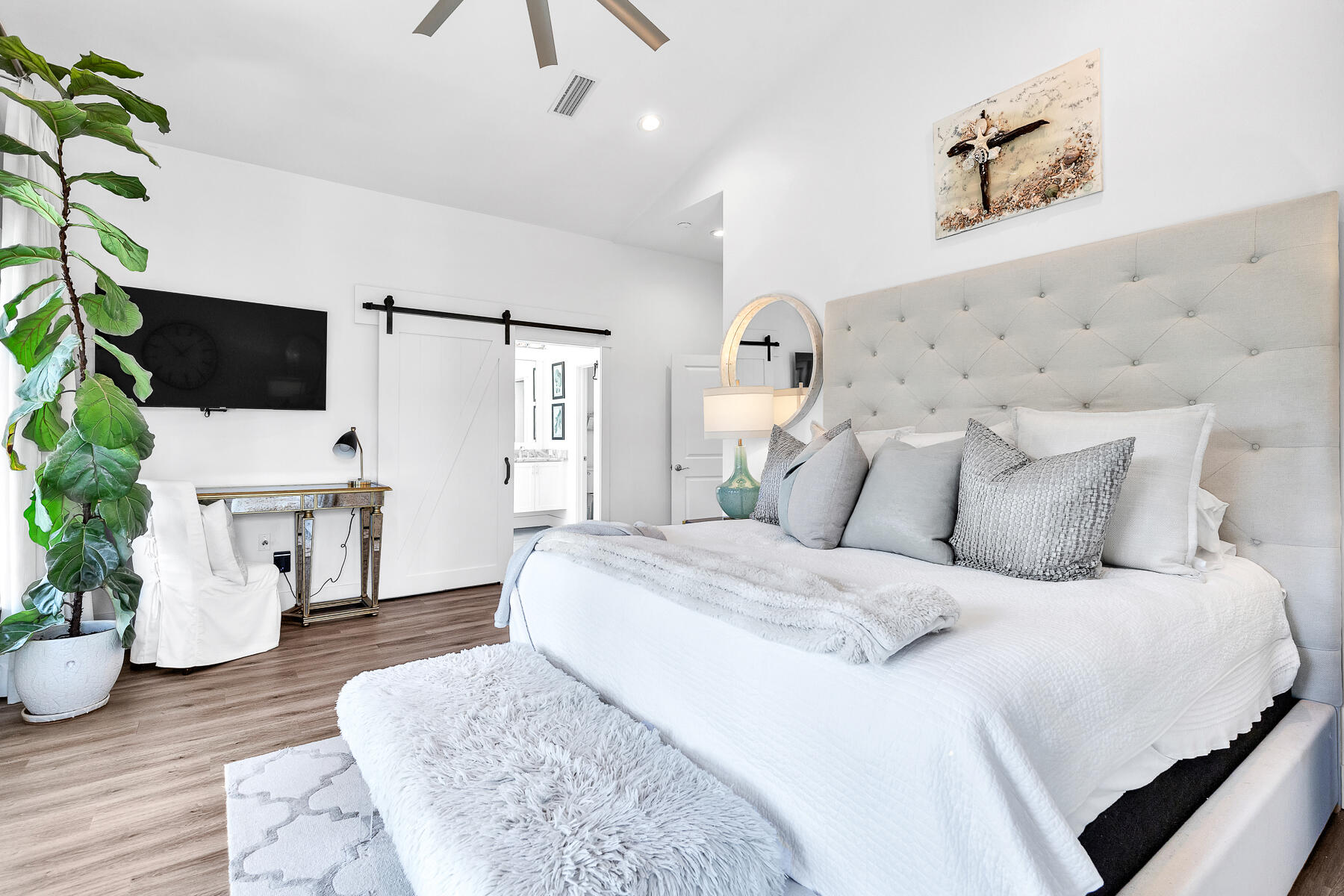 LAKESIDE AT BLUE MOUNTAIN BEACH - Residential