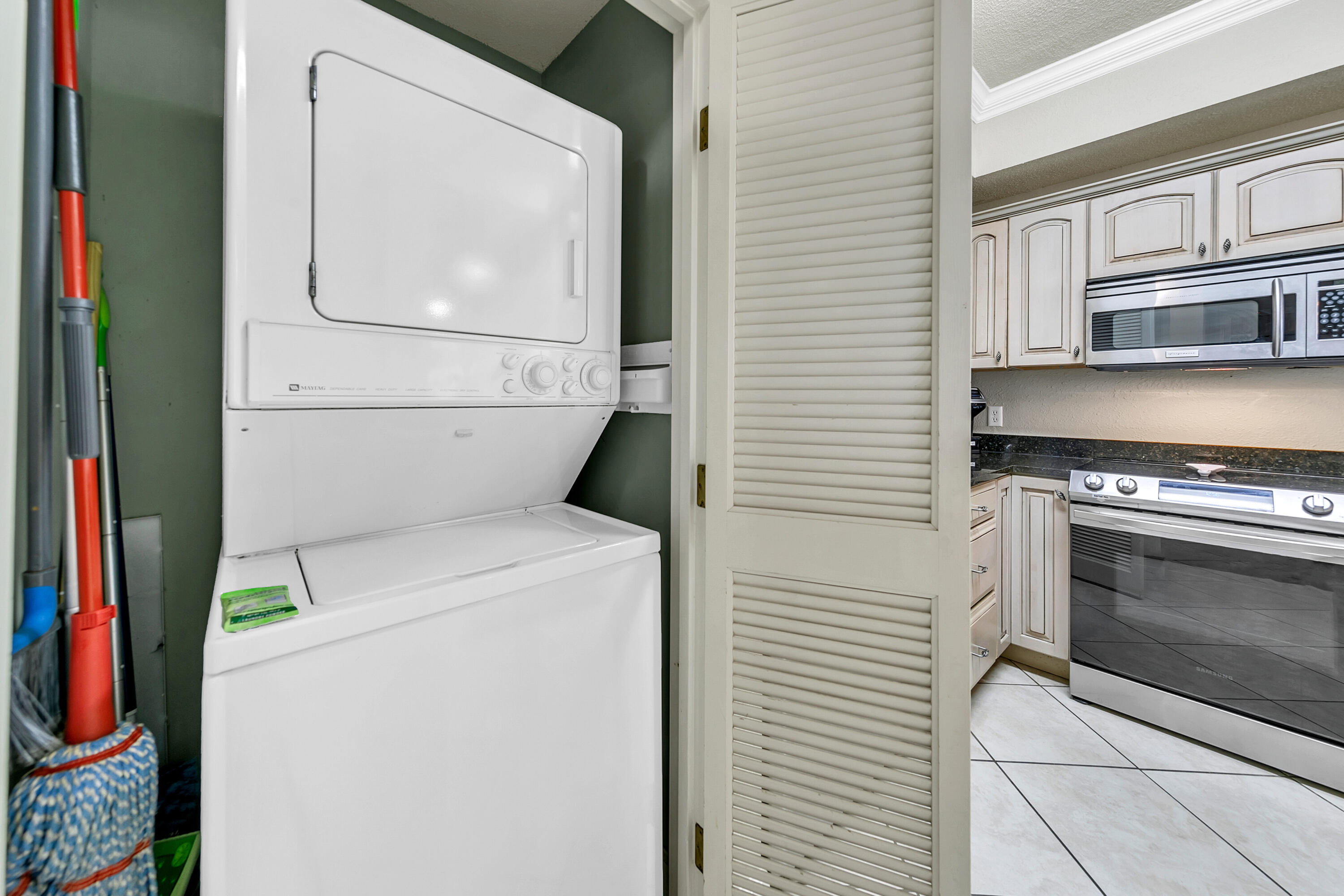 SUMMIT AT TOPS'L (THE) - Residential