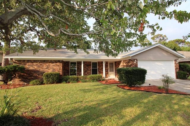 TANGLEWOOD S/D 1ST ADDN - Residential