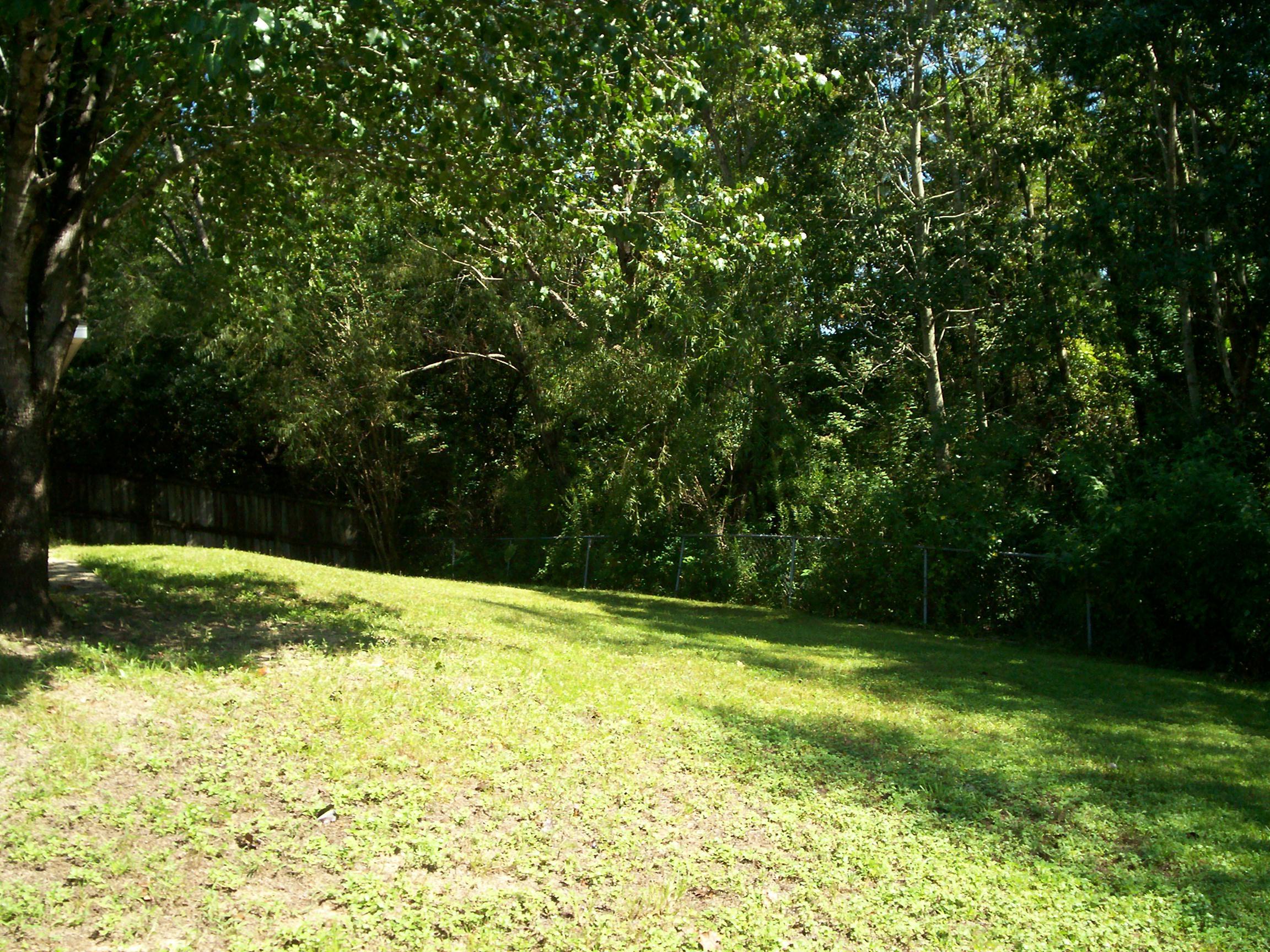 CHEROKEE BEND S/D - Residential