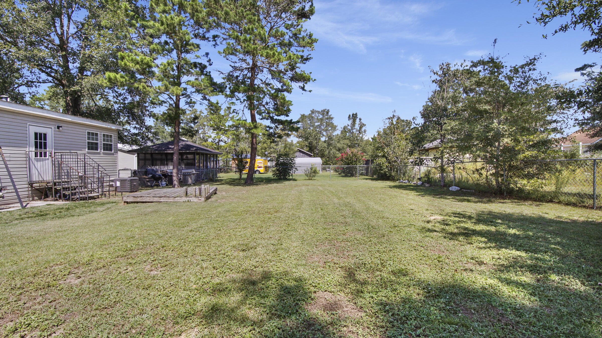 OAKWOOD LAKES ESTATES - Residential