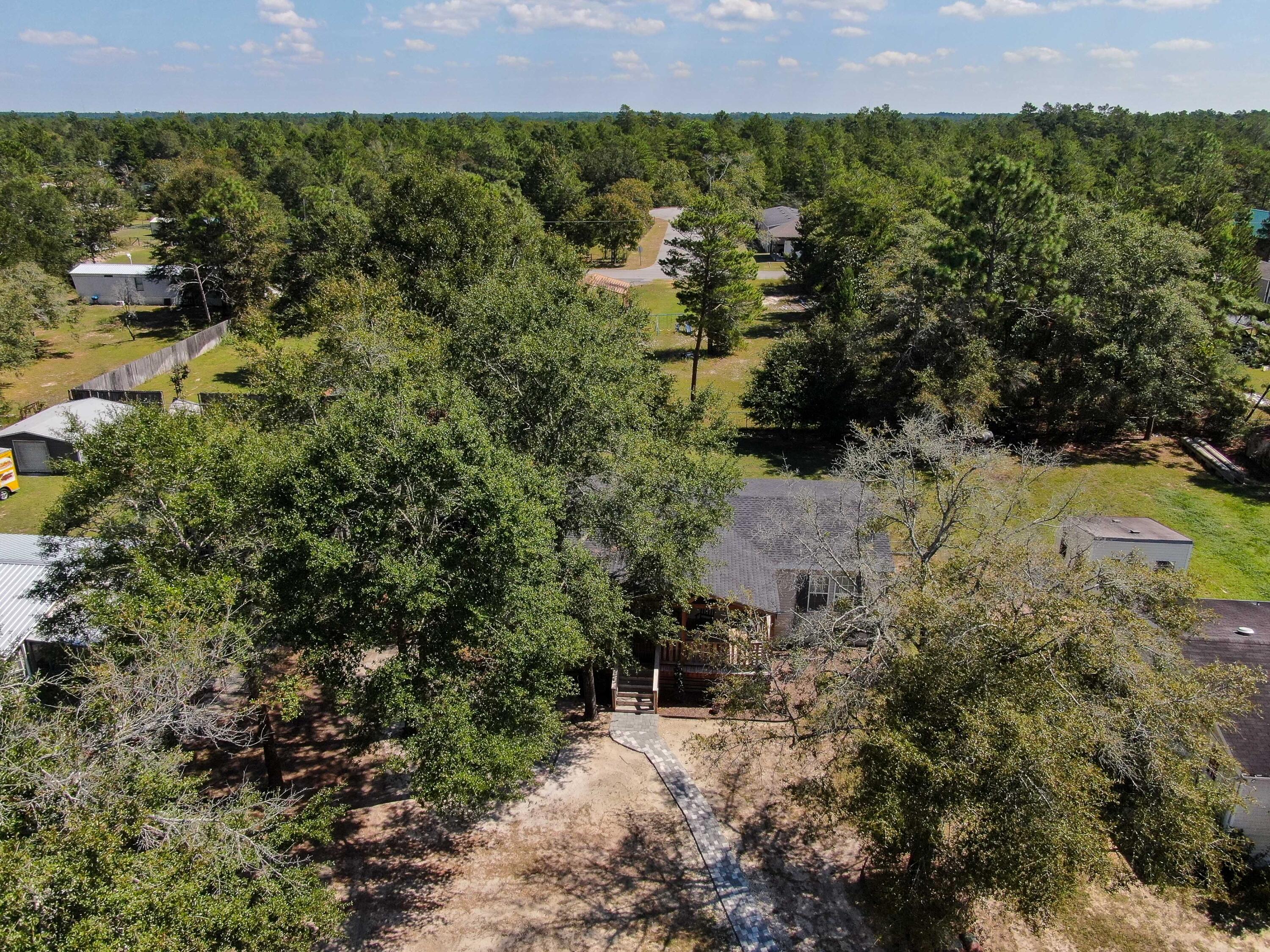 OAKWOOD LAKES ESTATES - Residential