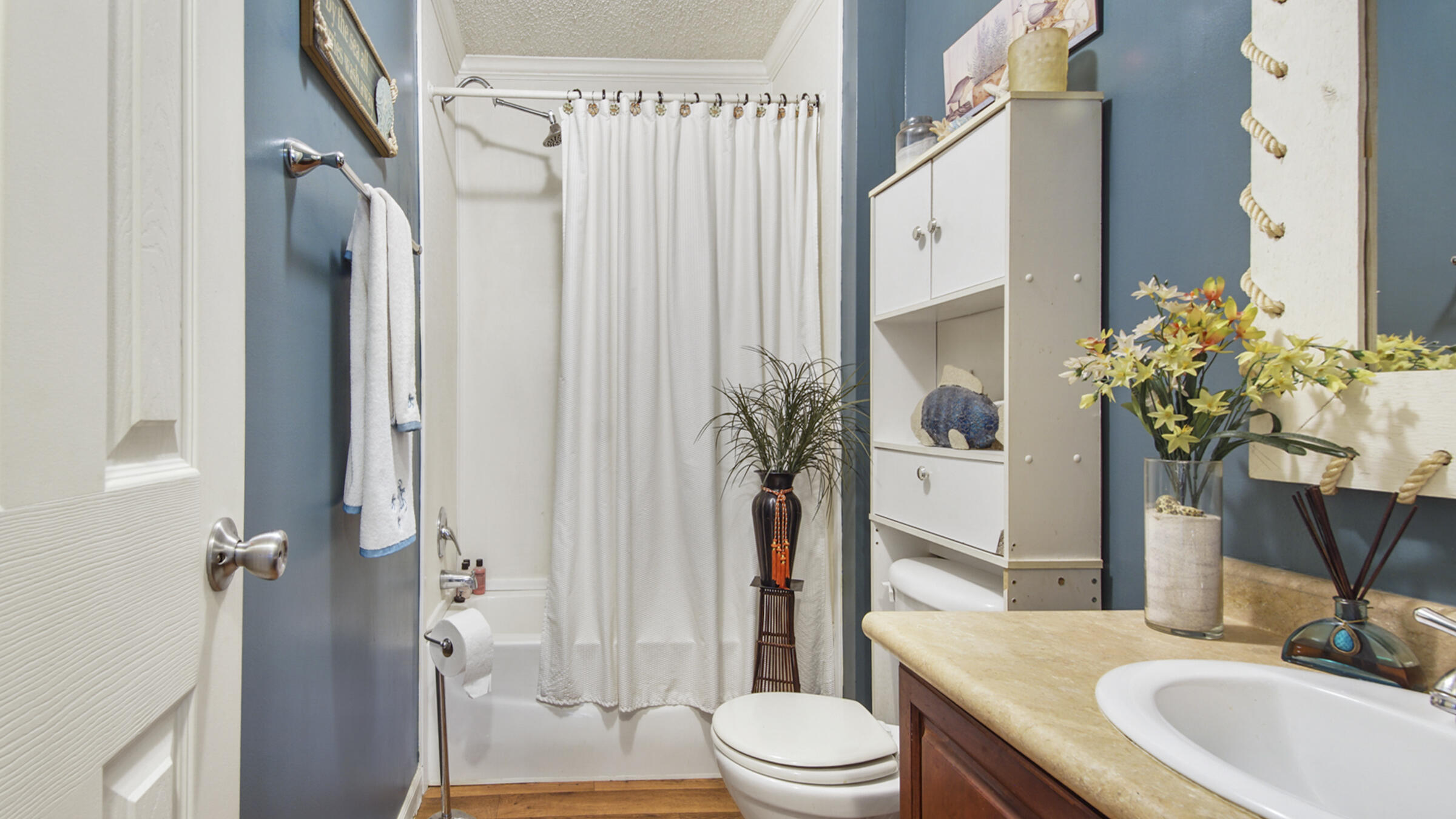 OAKWOOD LAKES ESTATES - Residential