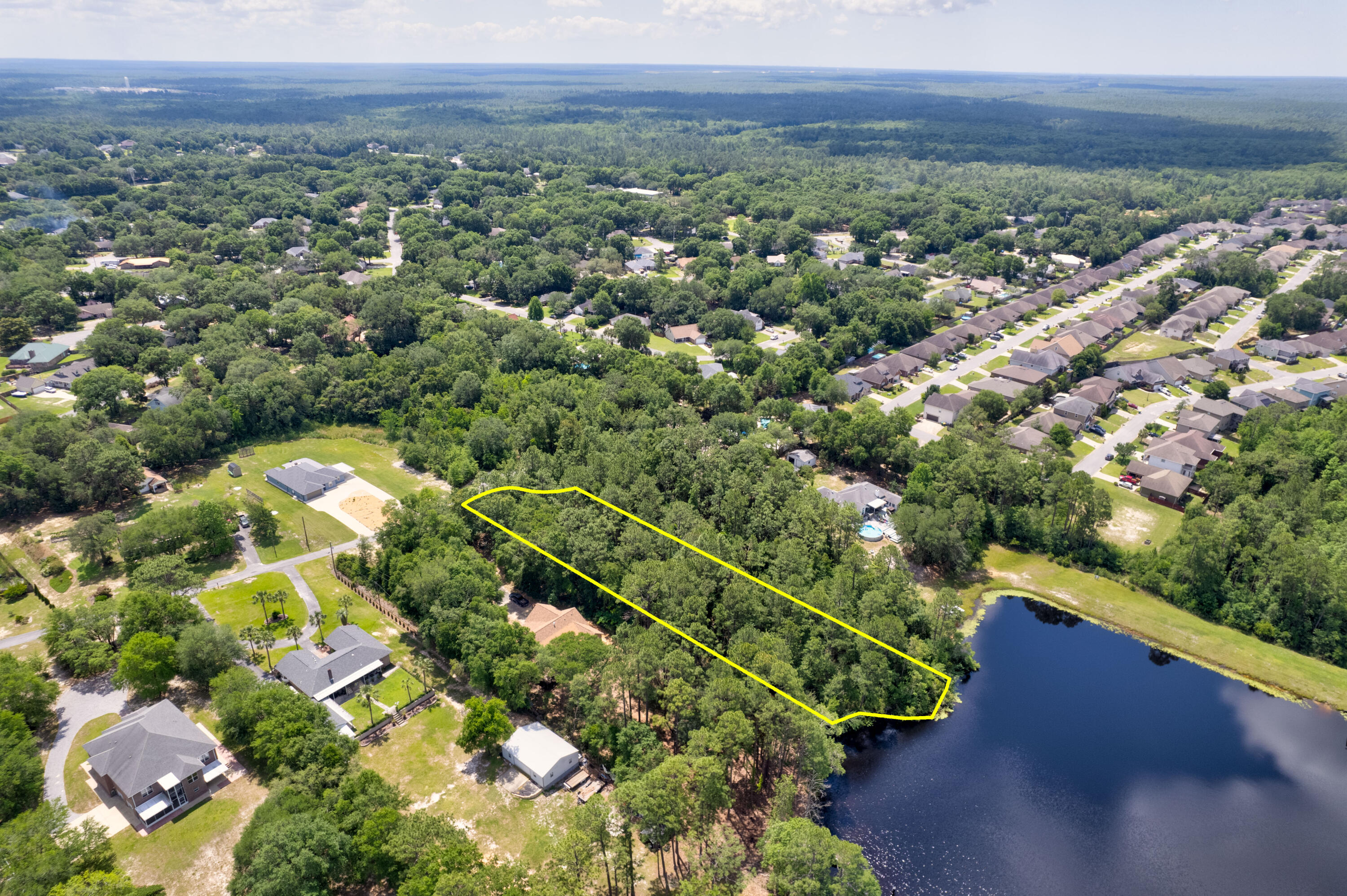 MEADOW LAKE ESTATES - Land