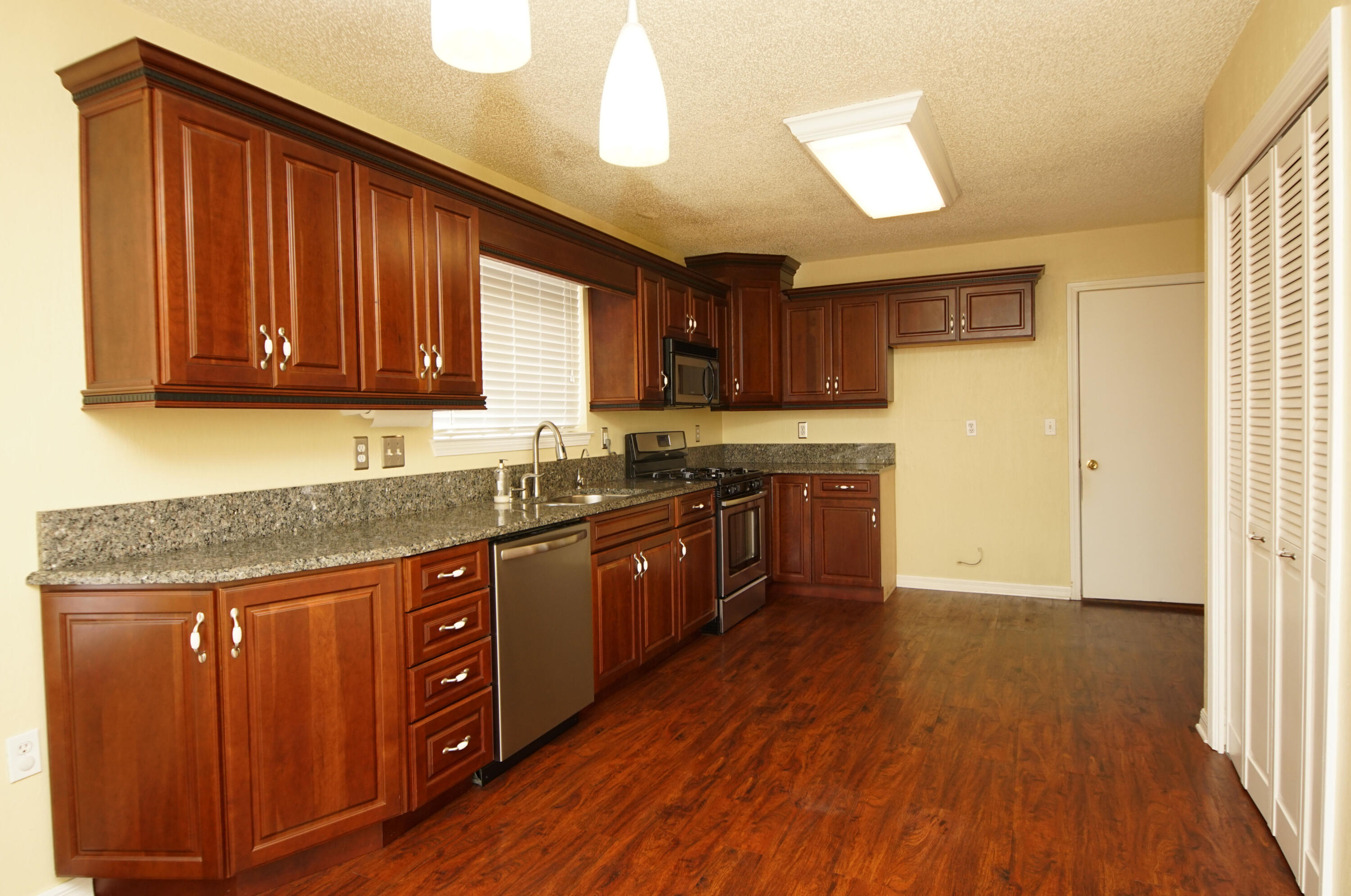 HIDDEN TRAILS PH 6 - Residential