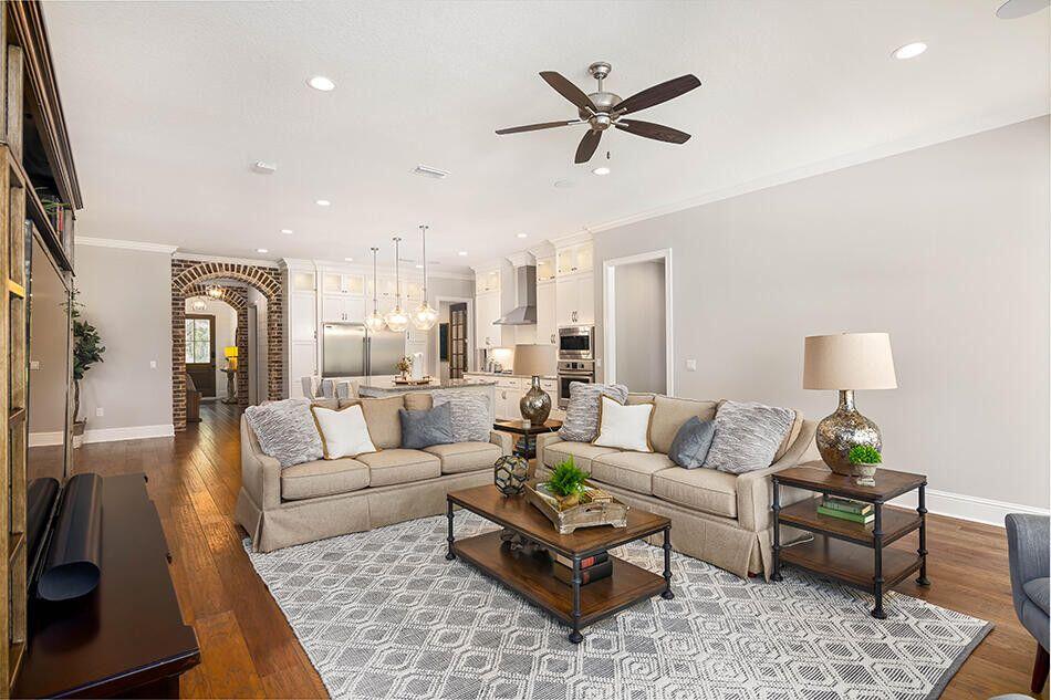 HAMMOCK BAY - Residential