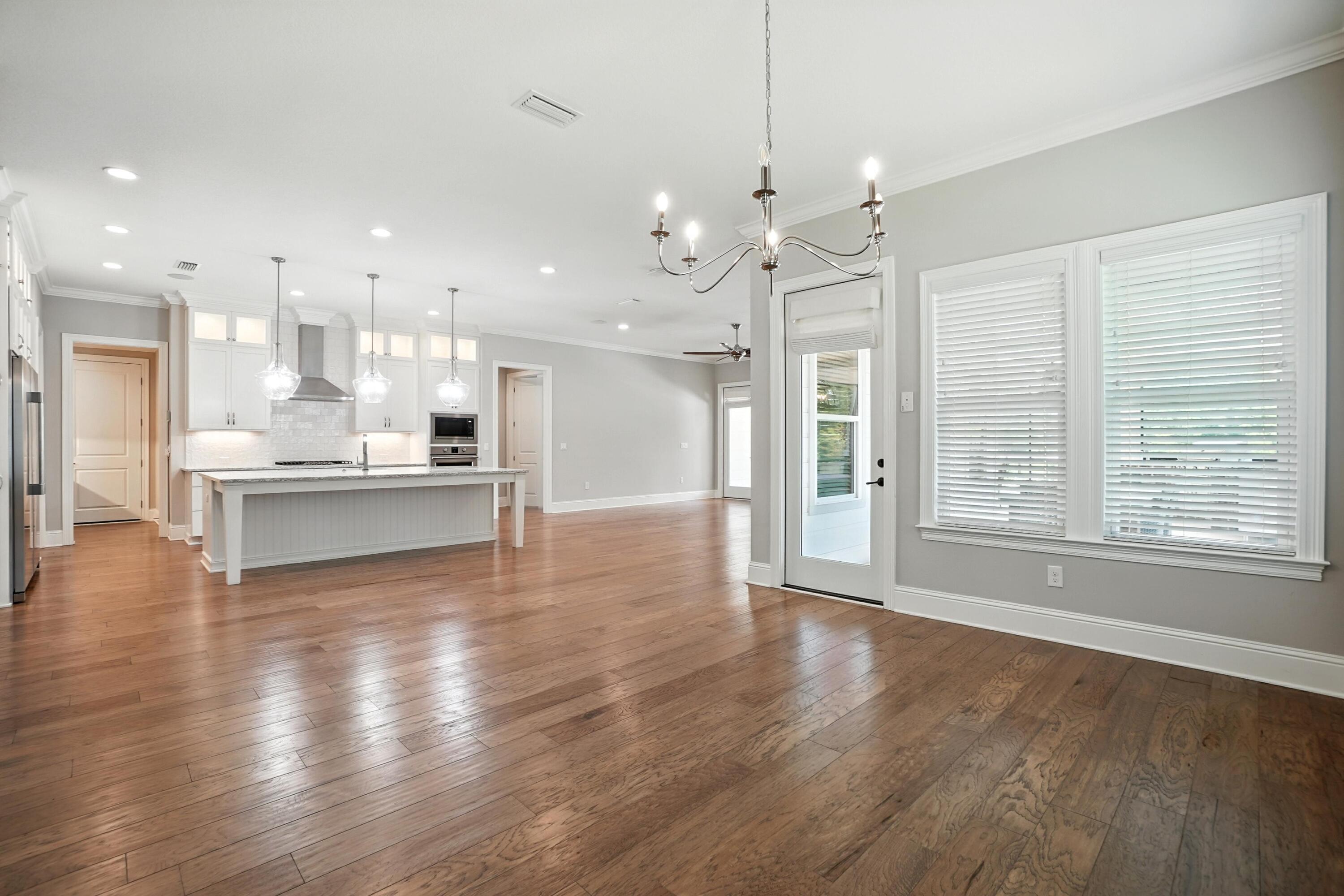 HAMMOCK BAY - Residential