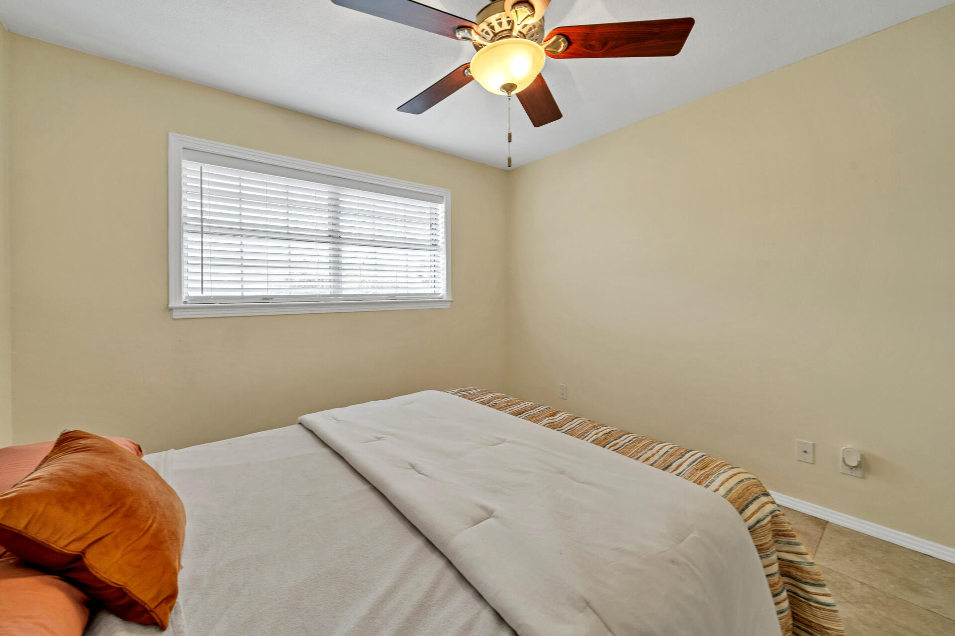 Oakland Heights Lot 19 BLK5 - Residential