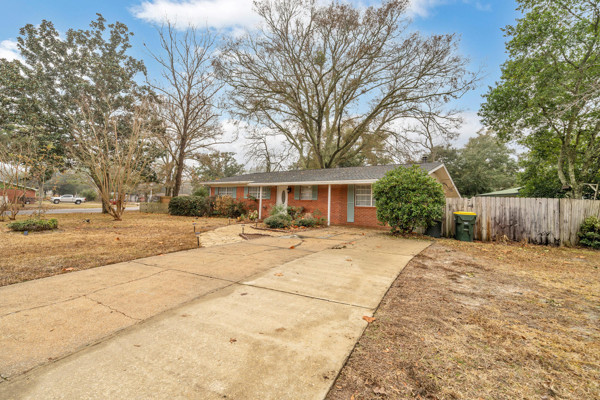 Oakland Heights Lot 19 BLK5 - Residential