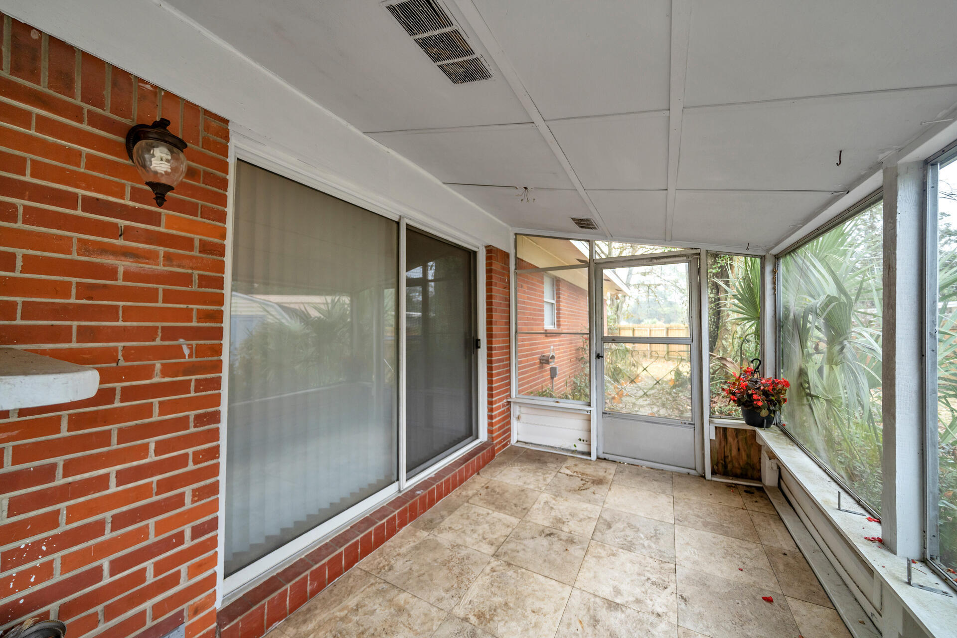 Oakland Heights Lot 19 BLK5 - Residential