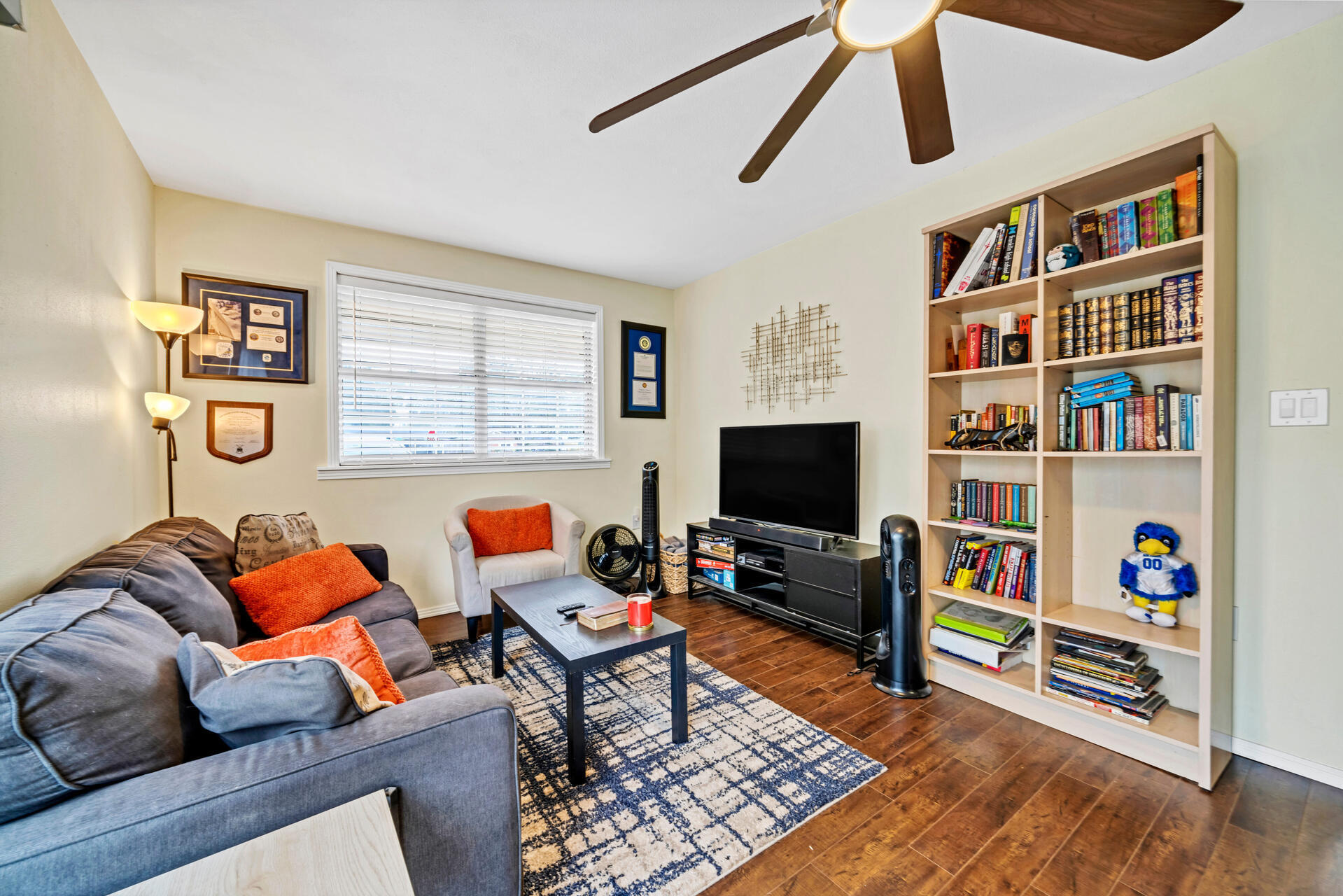 Oakland Heights Lot 19 BLK5 - Residential