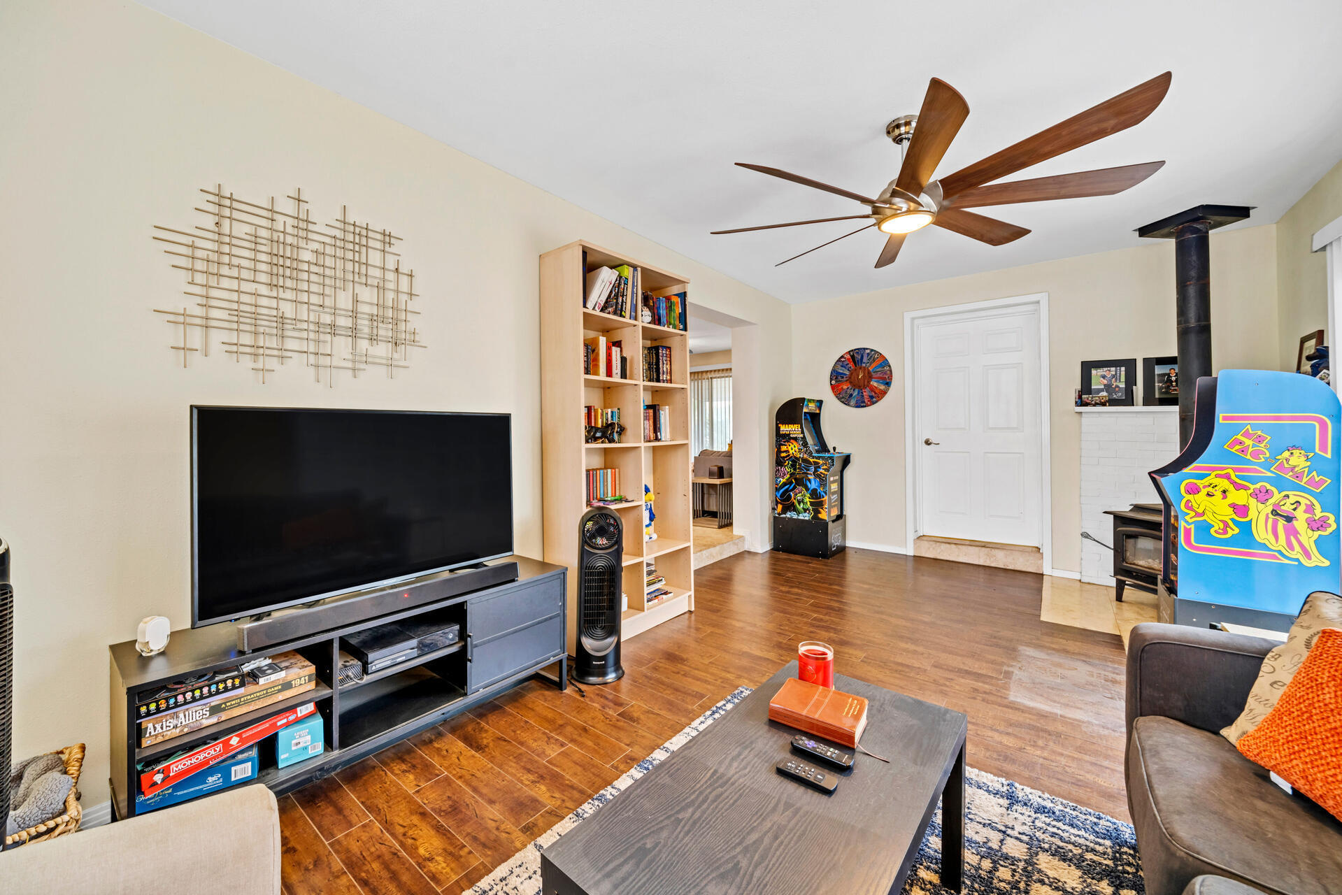 Oakland Heights Lot 19 BLK5 - Residential