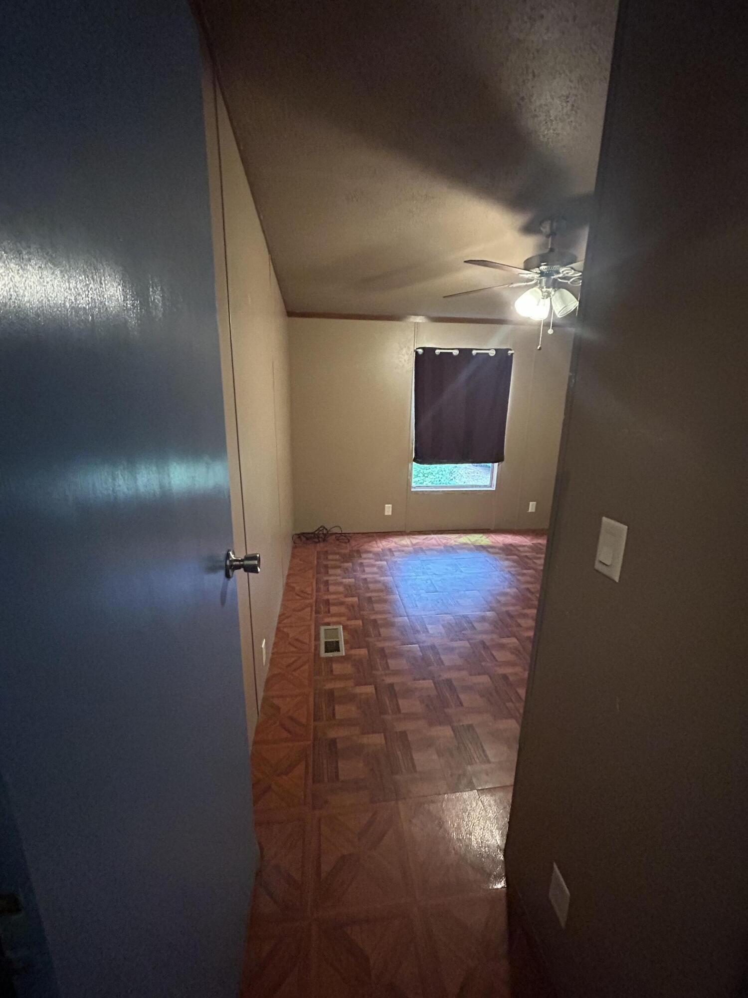 METES & BOUNDS - Residential Lease