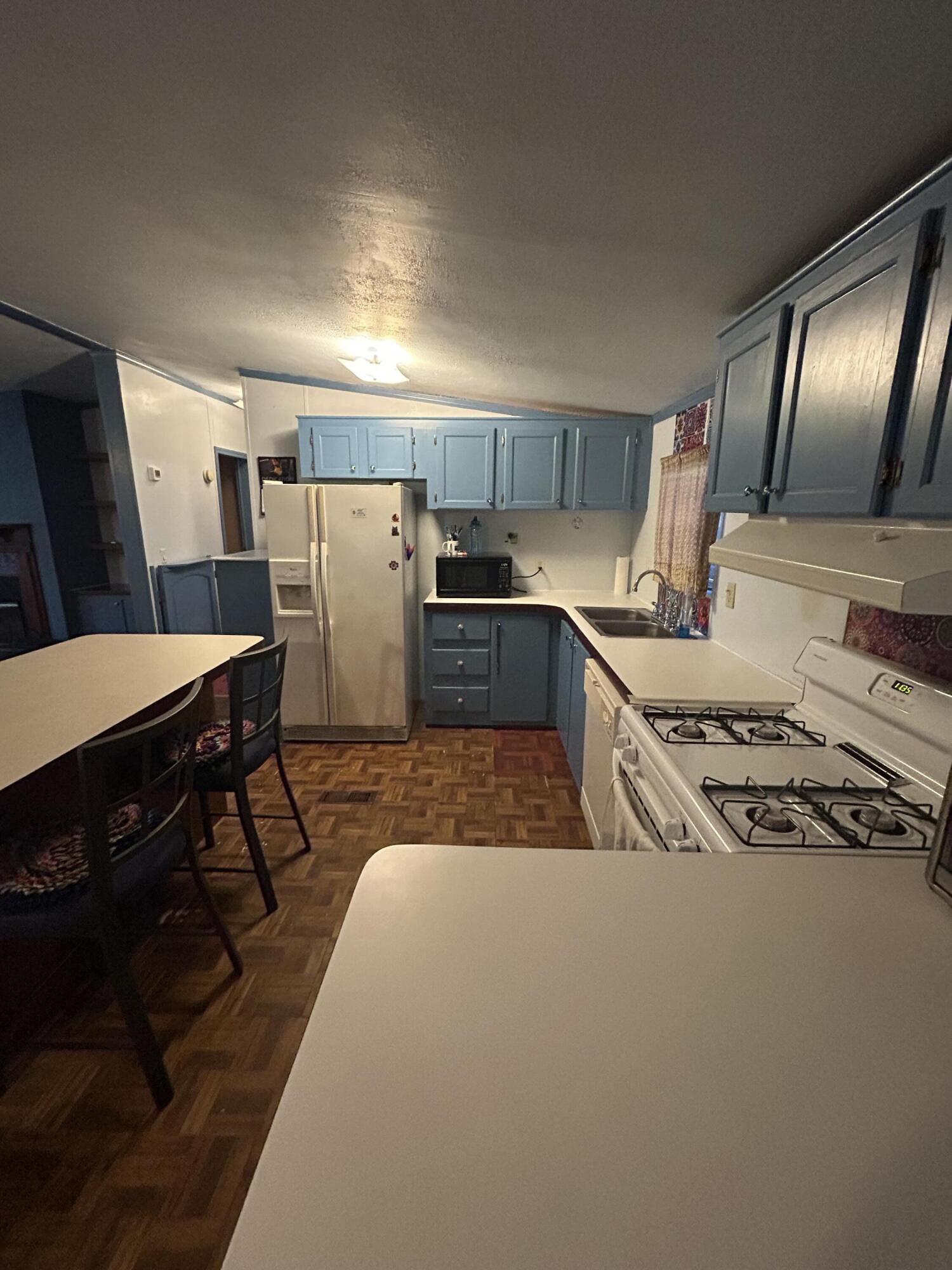 METES & BOUNDS - Residential Lease