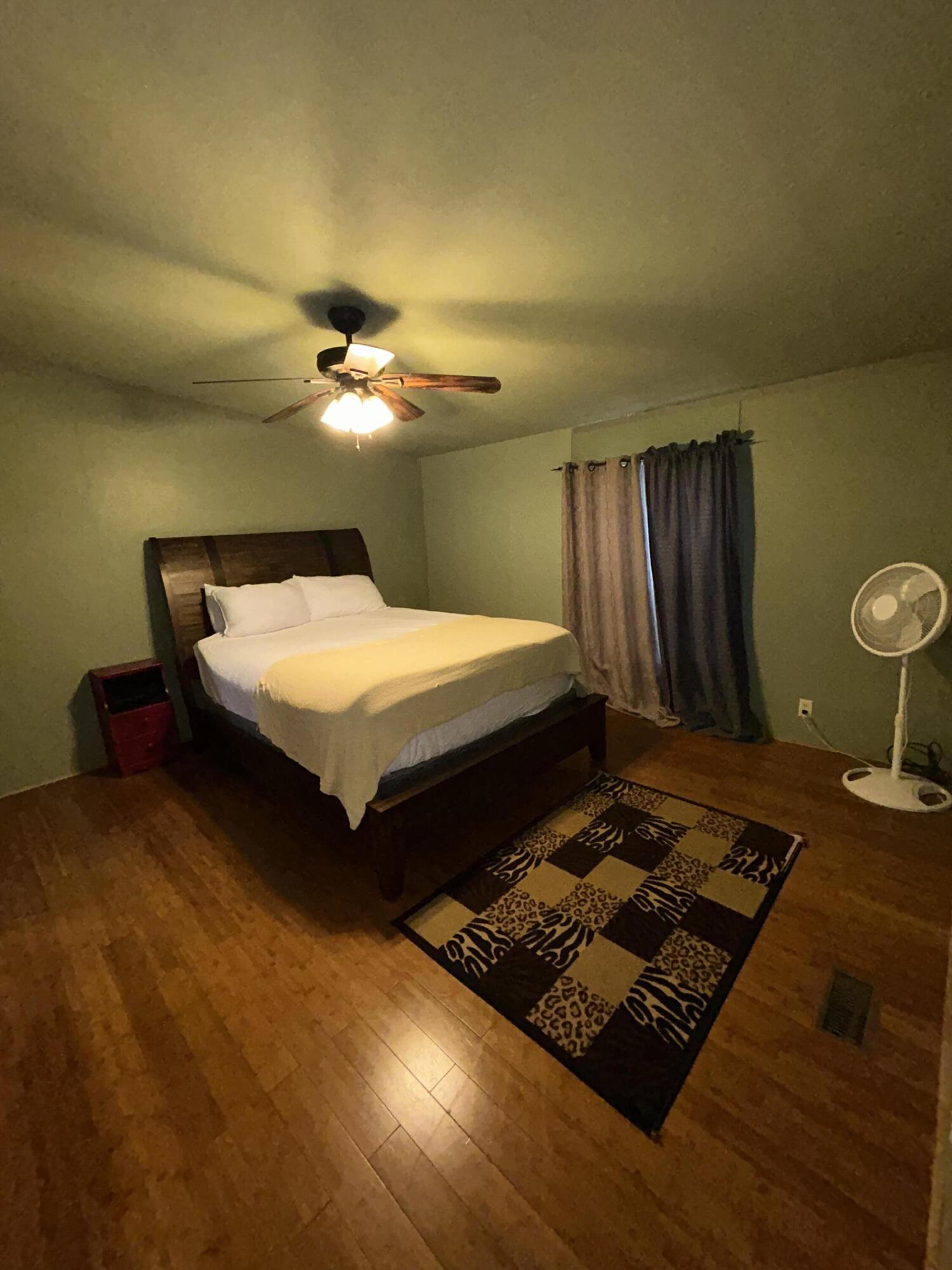 METES & BOUNDS - Residential Lease