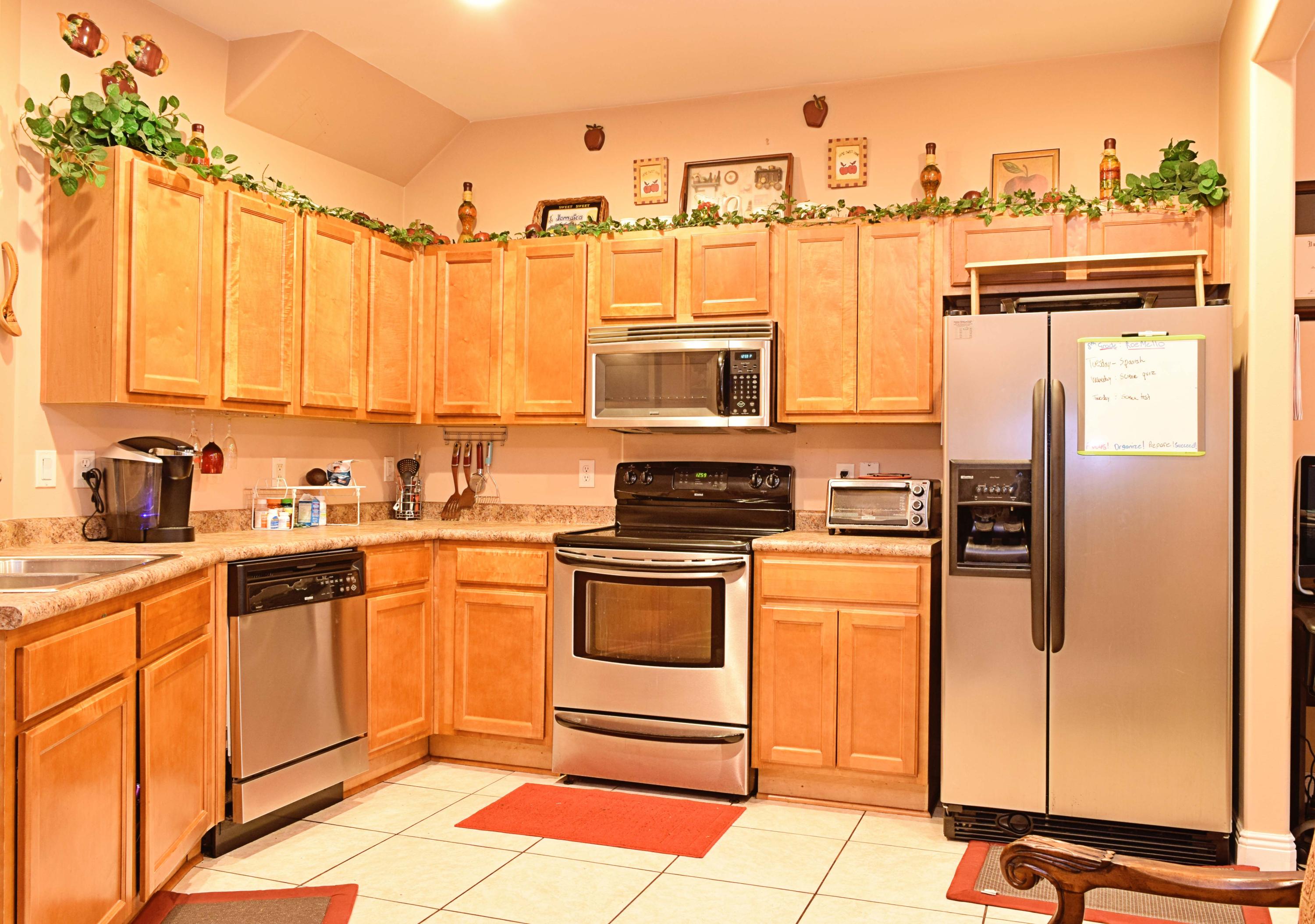 Grand Oak Place - Residential Lease