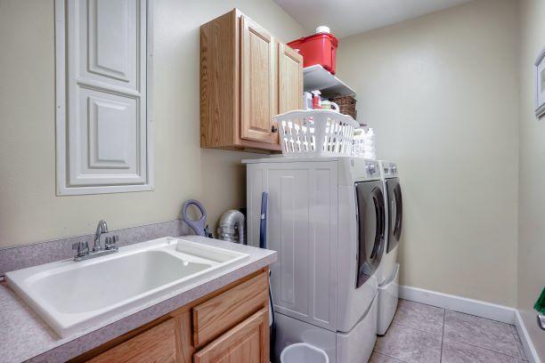 CLAIRES VINEYARD - Residential