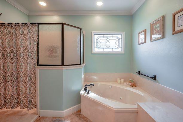 CLAIRES VINEYARD - Residential