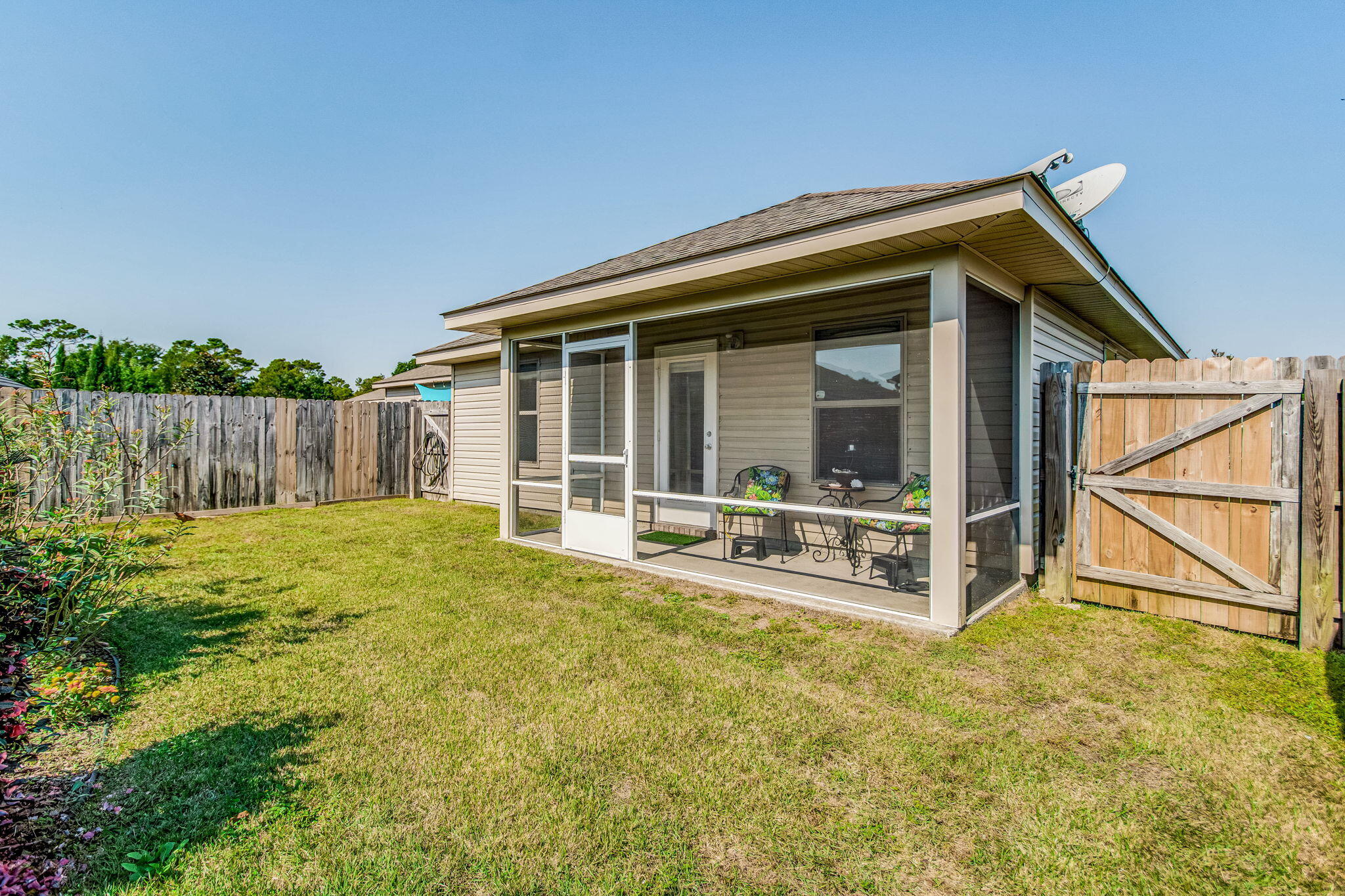 SHADOW LAKES - Residential