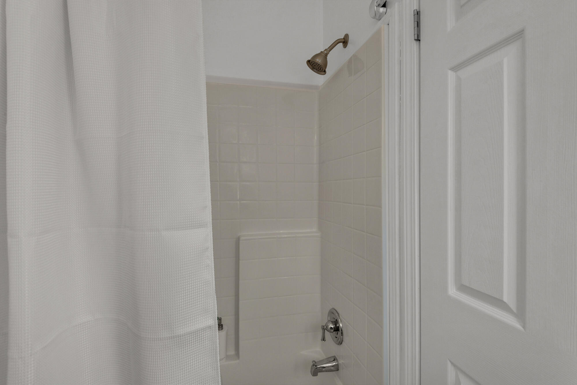 GULF SHORE MANOR - Residential