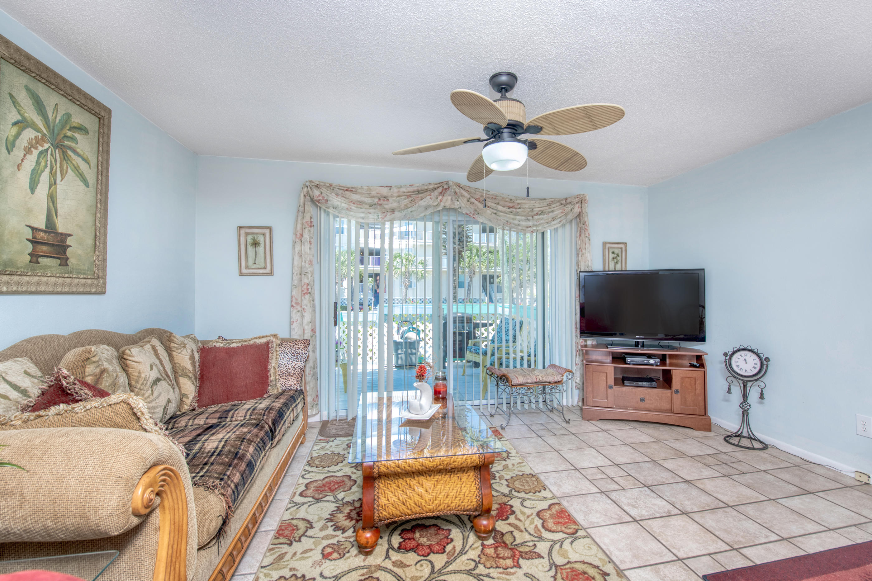 WHISPERING SANDS TOWNHOUSES - Residential