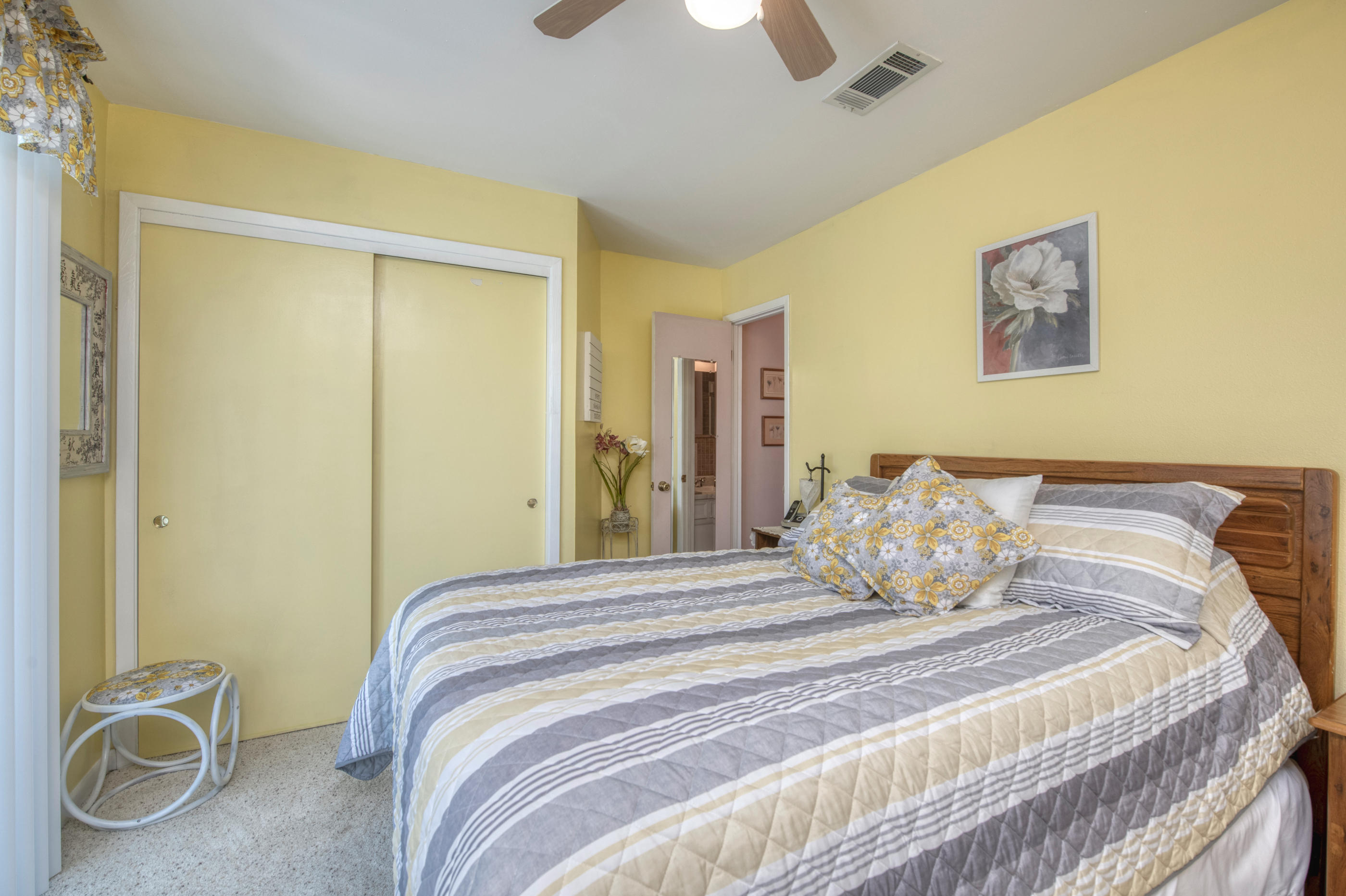 WHISPERING SANDS TOWNHOUSES - Residential