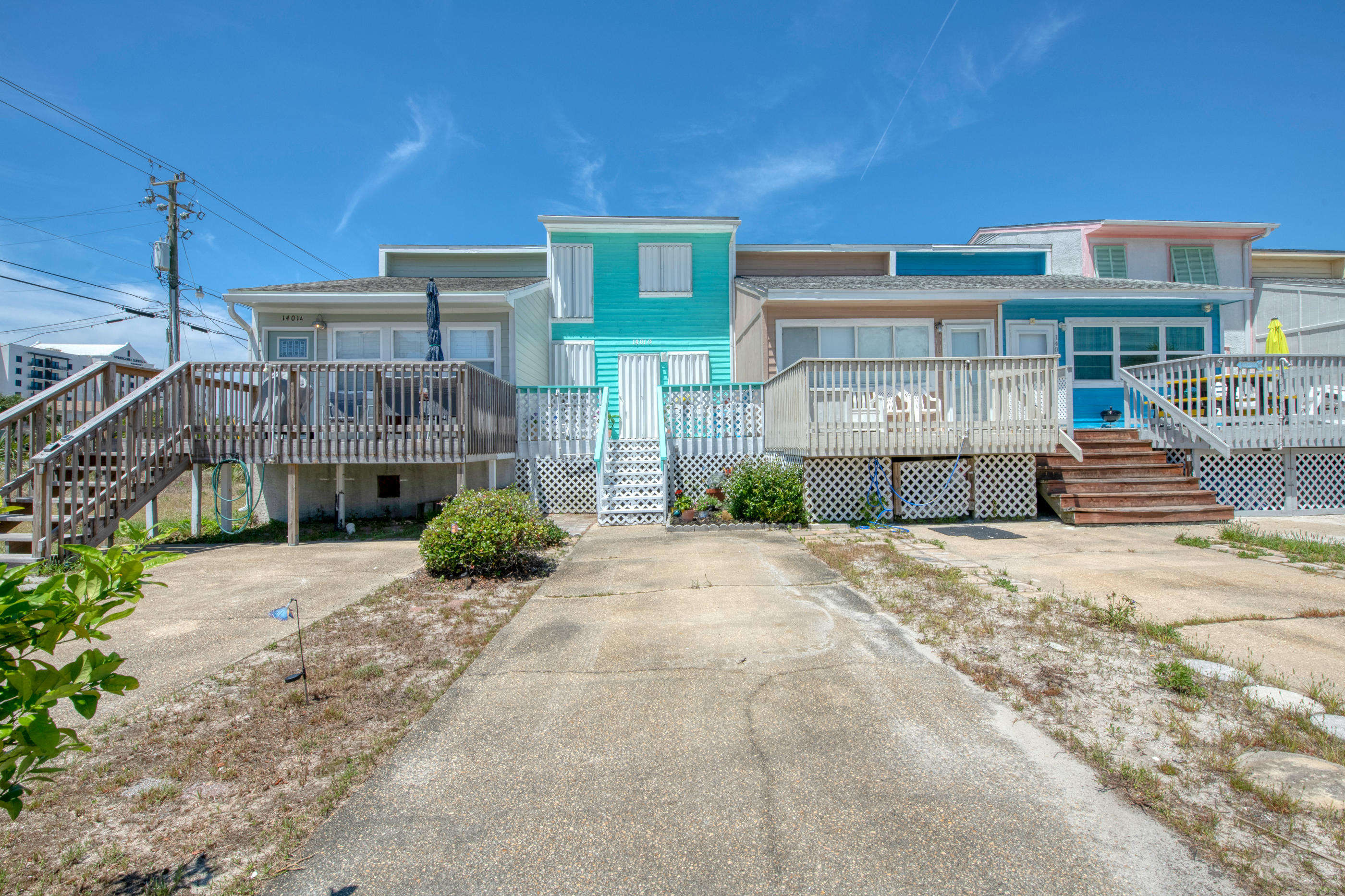 WHISPERING SANDS TOWNHOUSES - Residential