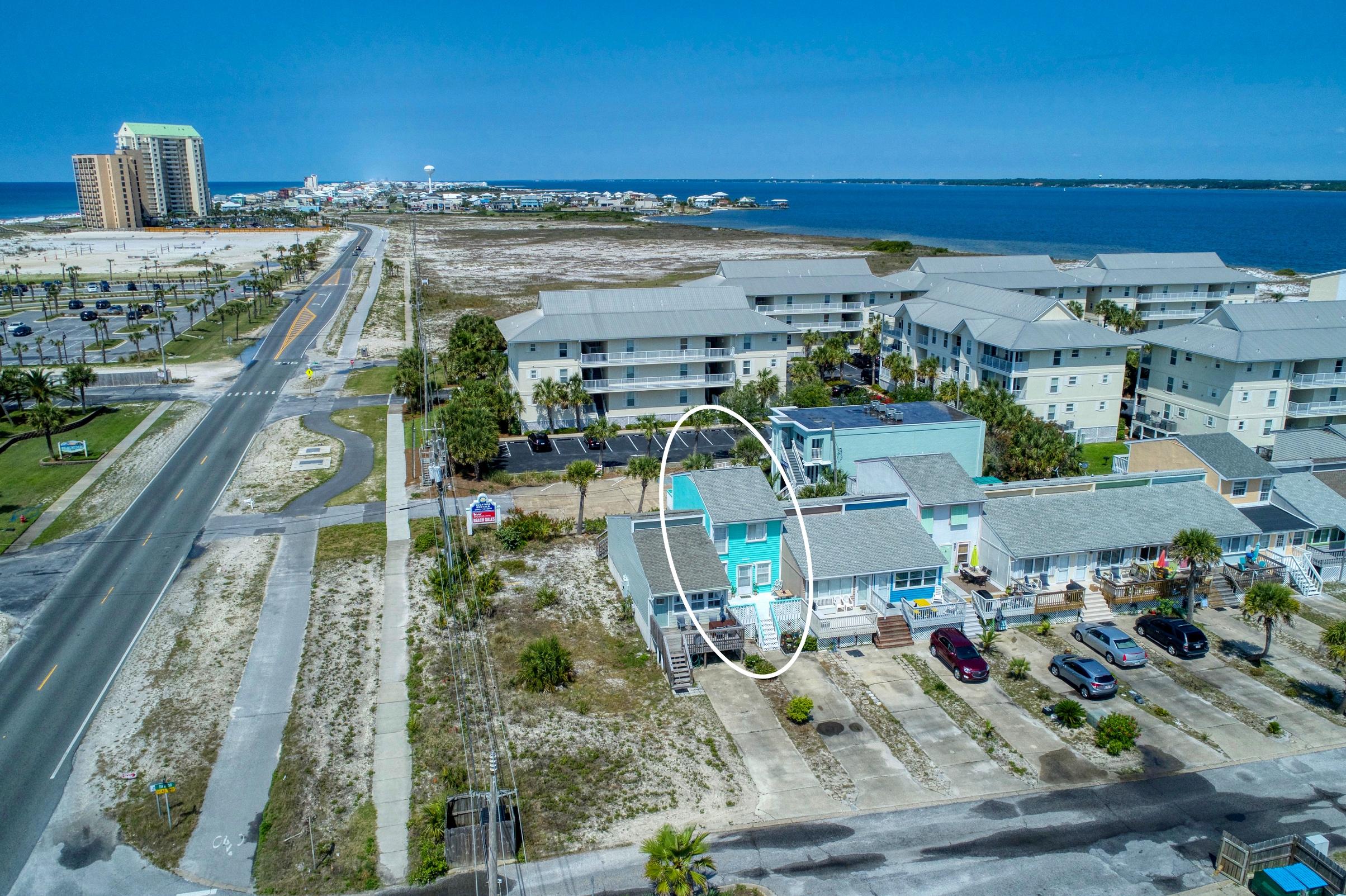 WHISPERING SANDS TOWNHOUSES - Residential