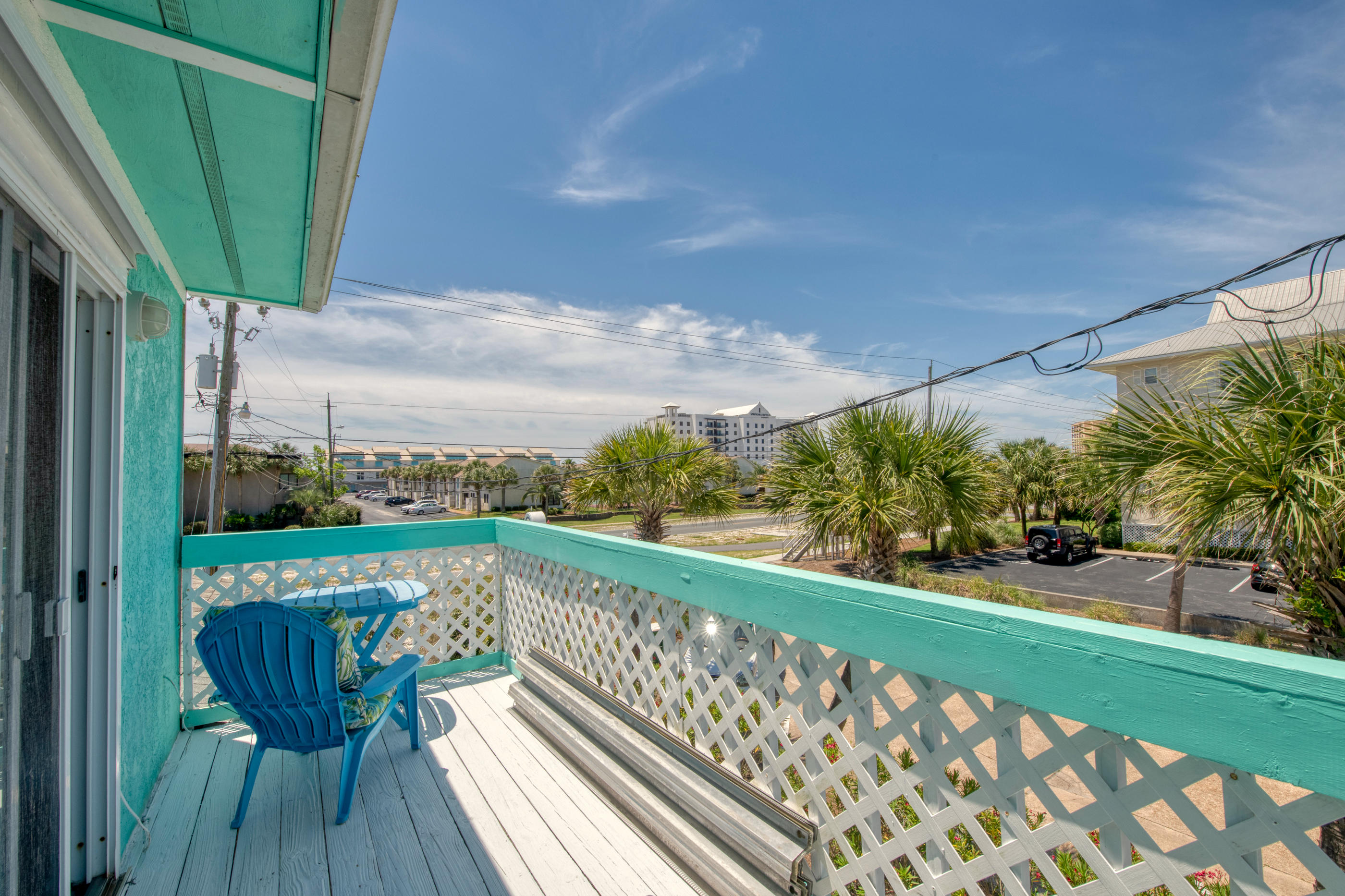 WHISPERING SANDS TOWNHOUSES - Residential