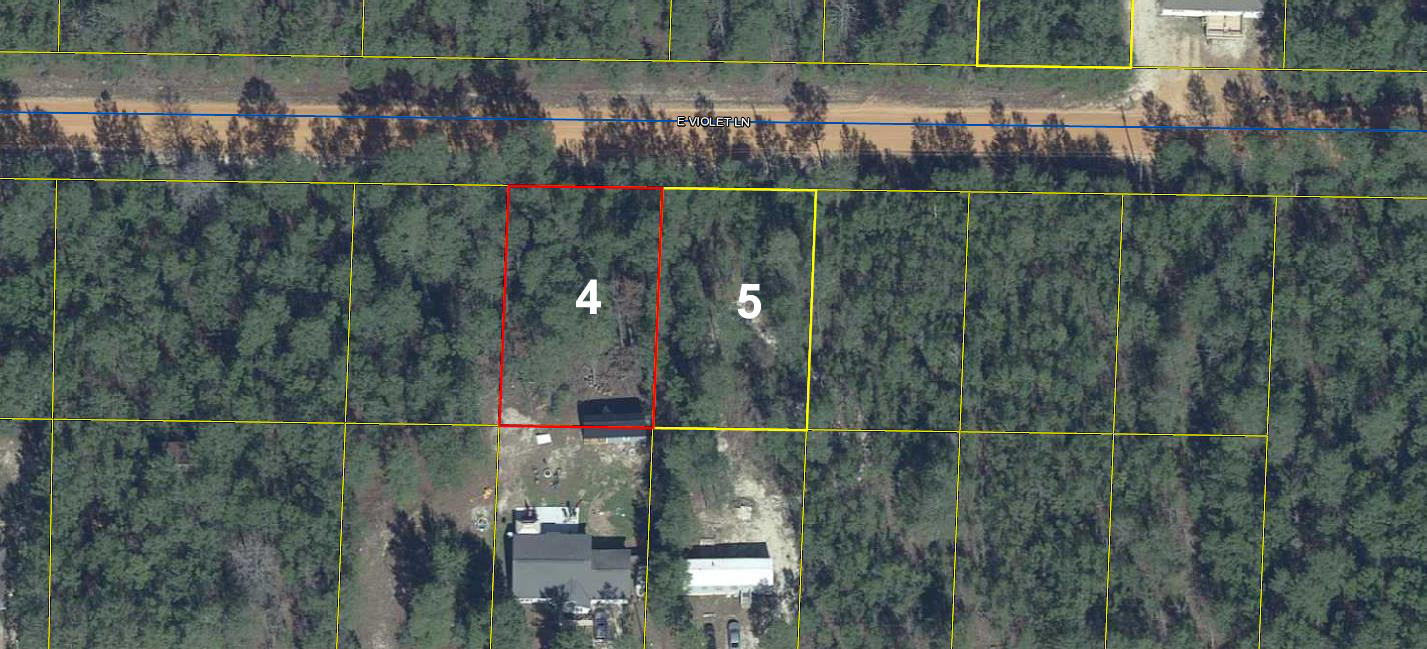 Wooded lot in the fast growing Mossy Head area, approximately 10 minutes from historic downtown DeFuniak Springs, voted the Best Small Town in Florida by MainStreet USA.