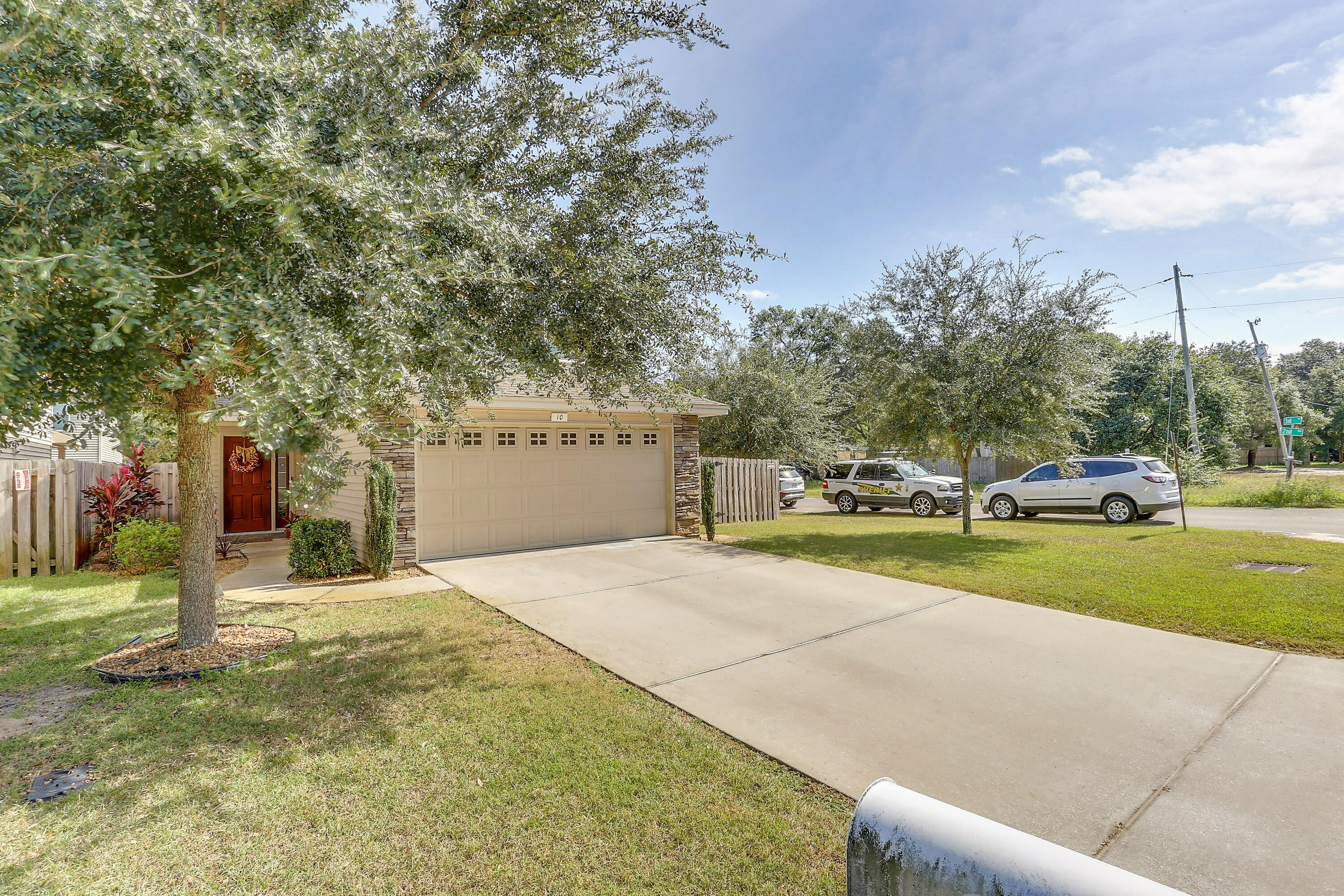 SUMMERWOOD - Residential